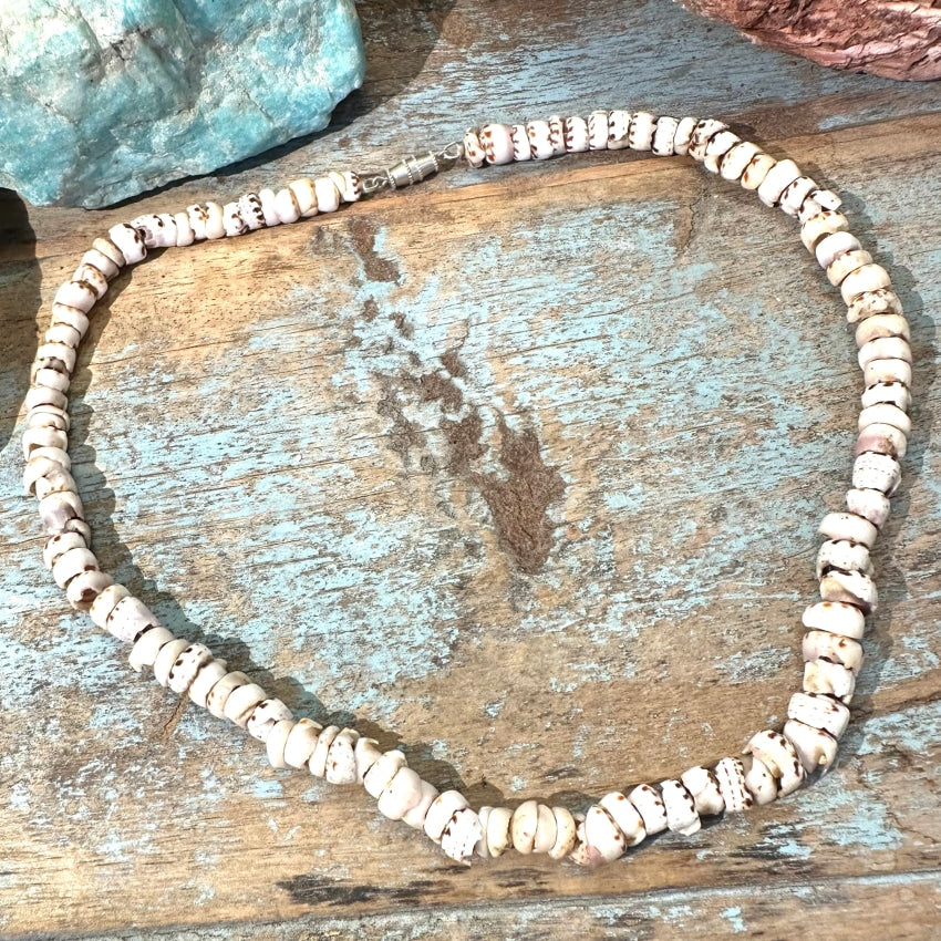 Vintage 1970s Cone Shell Necklace - Boho Beach Jewelry for Women, Handmade Natural Seashell Pendant - Perfect for Summer Outfits, Beach Vacations & Festival Wear