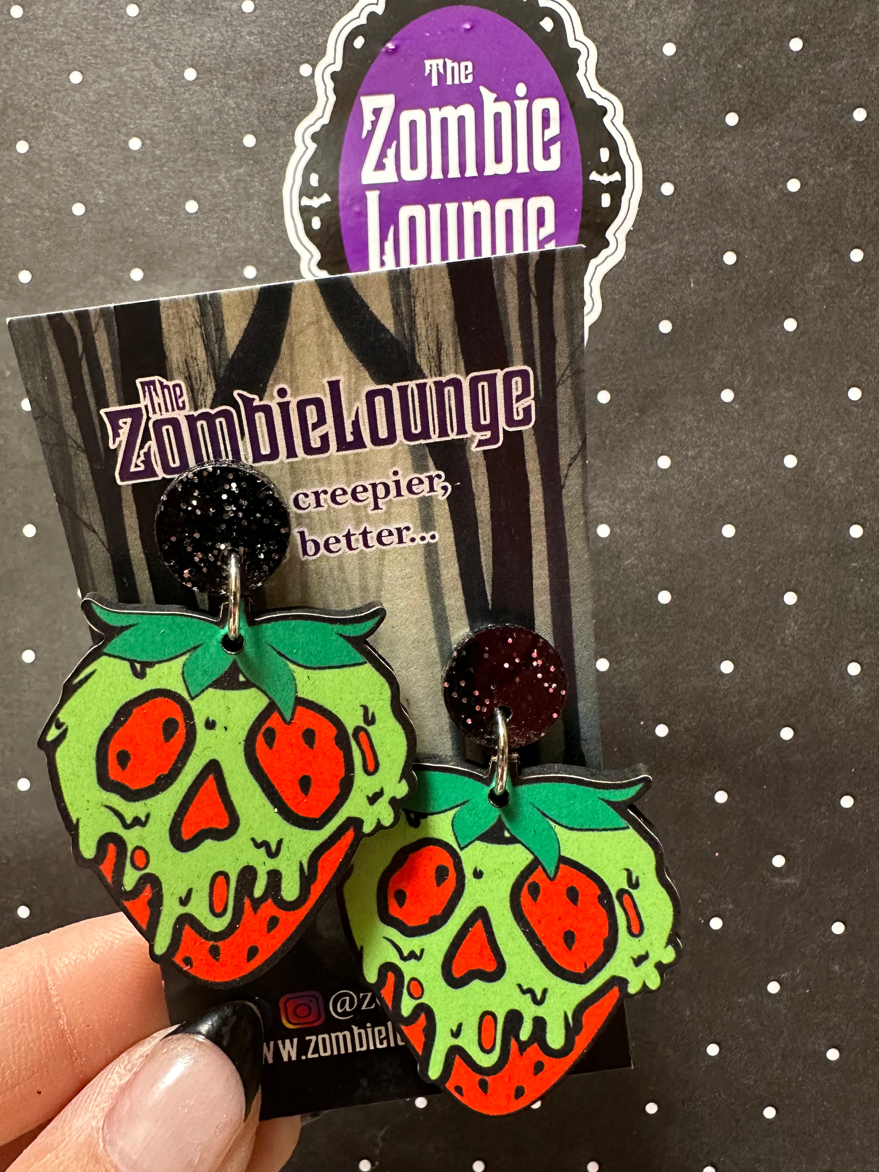 Poison Strawberry Stud Earrings - Cute Gothic Punk Jewelry for Women - Perfect for Halloween, Cosplay & Alternative Fashion