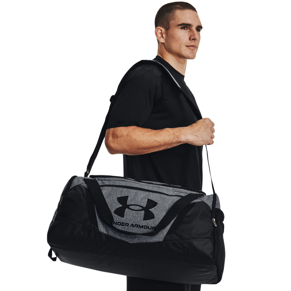 Under Armour Undeniable 4.0 Medium Duffle Bag - Water-Resistant Gym Bag for Men & Women - Perfect for Workouts, Travel & Sports Gear Storage
