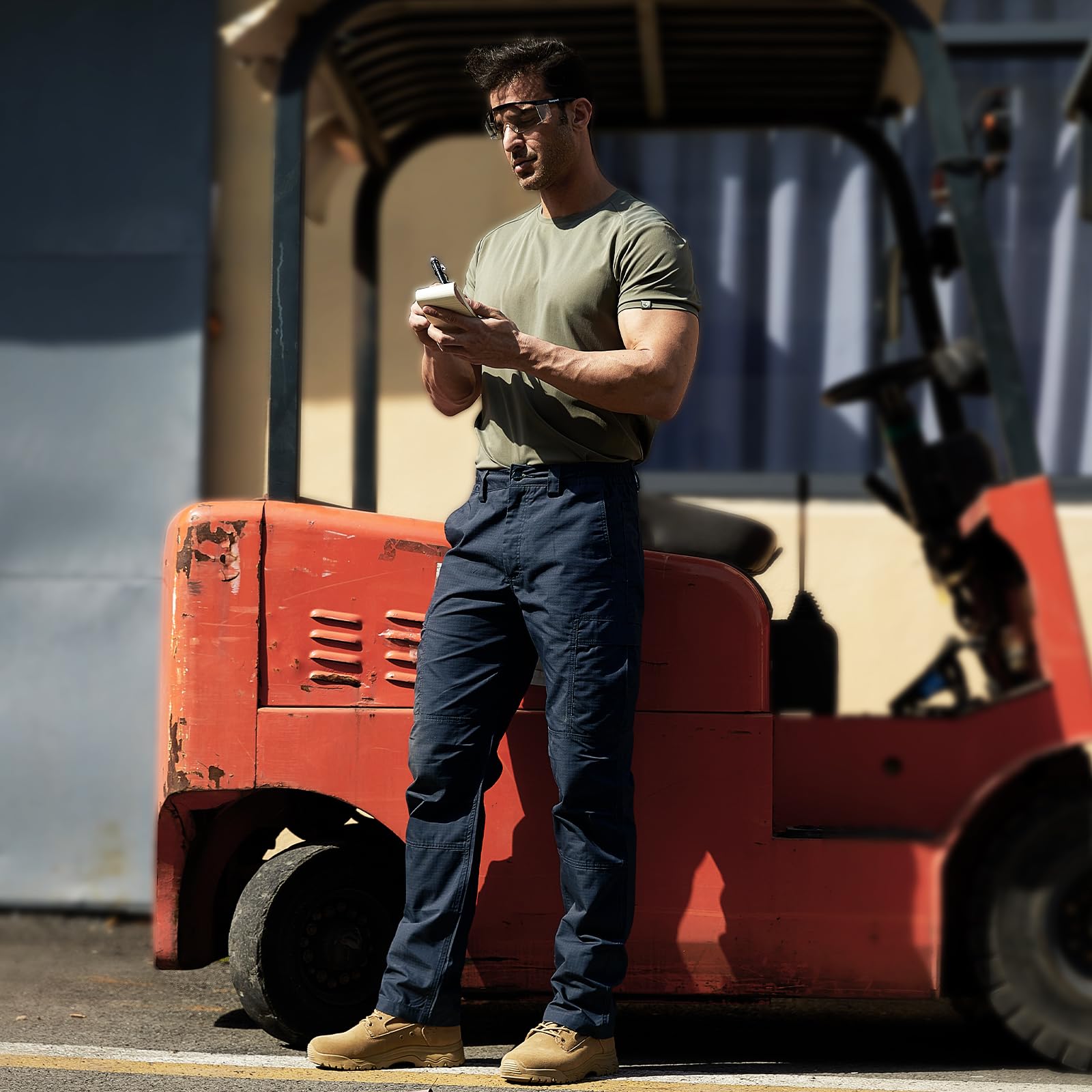FREE SOLDIER Men's Cargo Pants - Water Resistant Ripstop Tactical Work Pants, Lightweight Outdoor Hiking Pants for Men | Perfect for Camping, Hiking & Outdoor Adventures