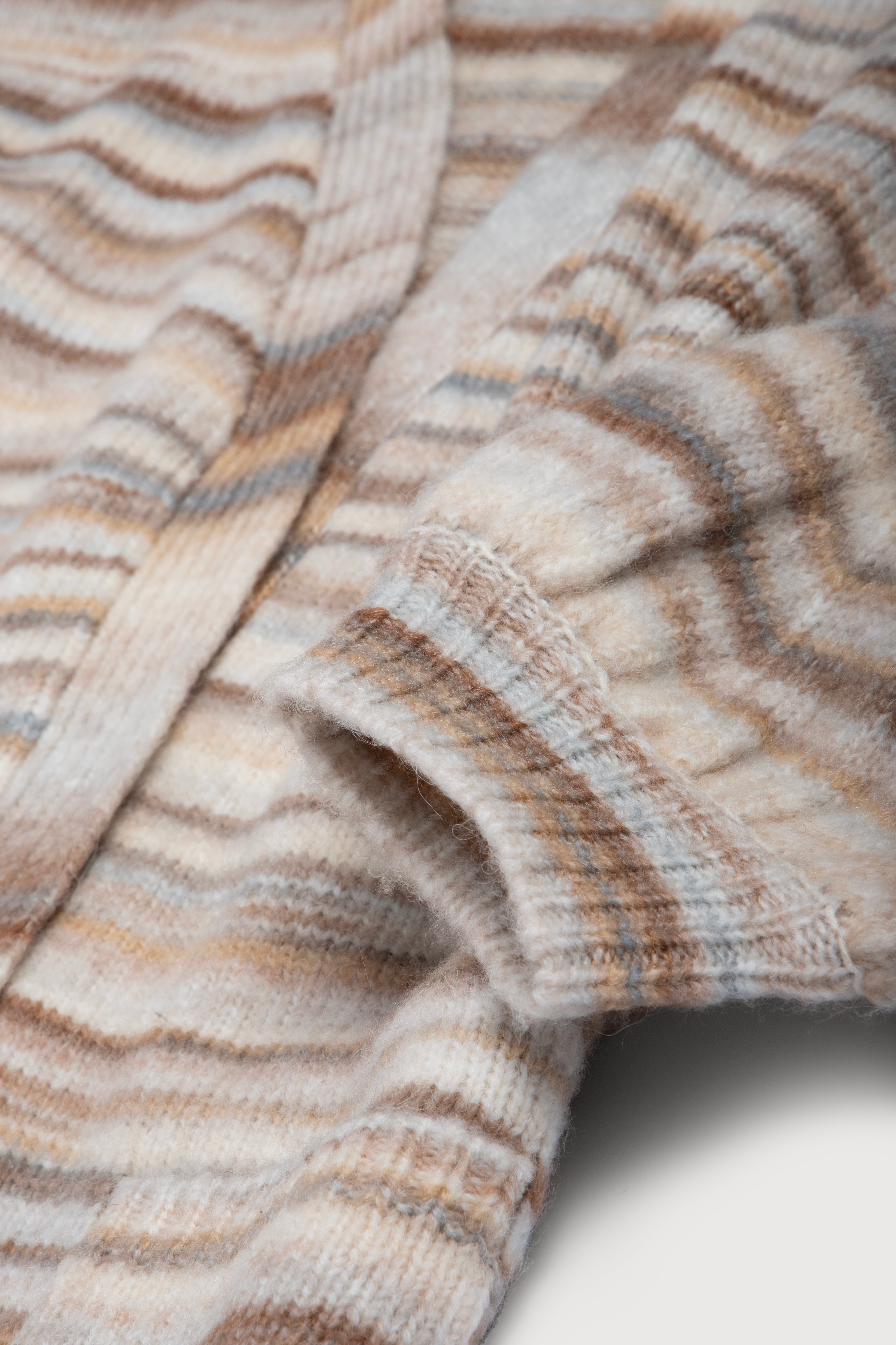 Stylish Horizontal Striped Long Cardigan Sweater for Women - Perfect for Fall Layering & Casual Outfits