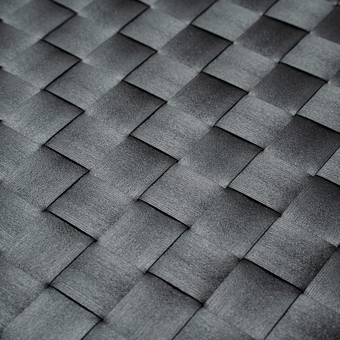 Restaurantware Macroweave 16 x 12 Inch Woven Placemats Set of 6 - Durable & Easy Clean Black Plastic Table Mats for Dining, Kitchen, Restaurant - Perfect for Everyday Use, Parties & Formal Events