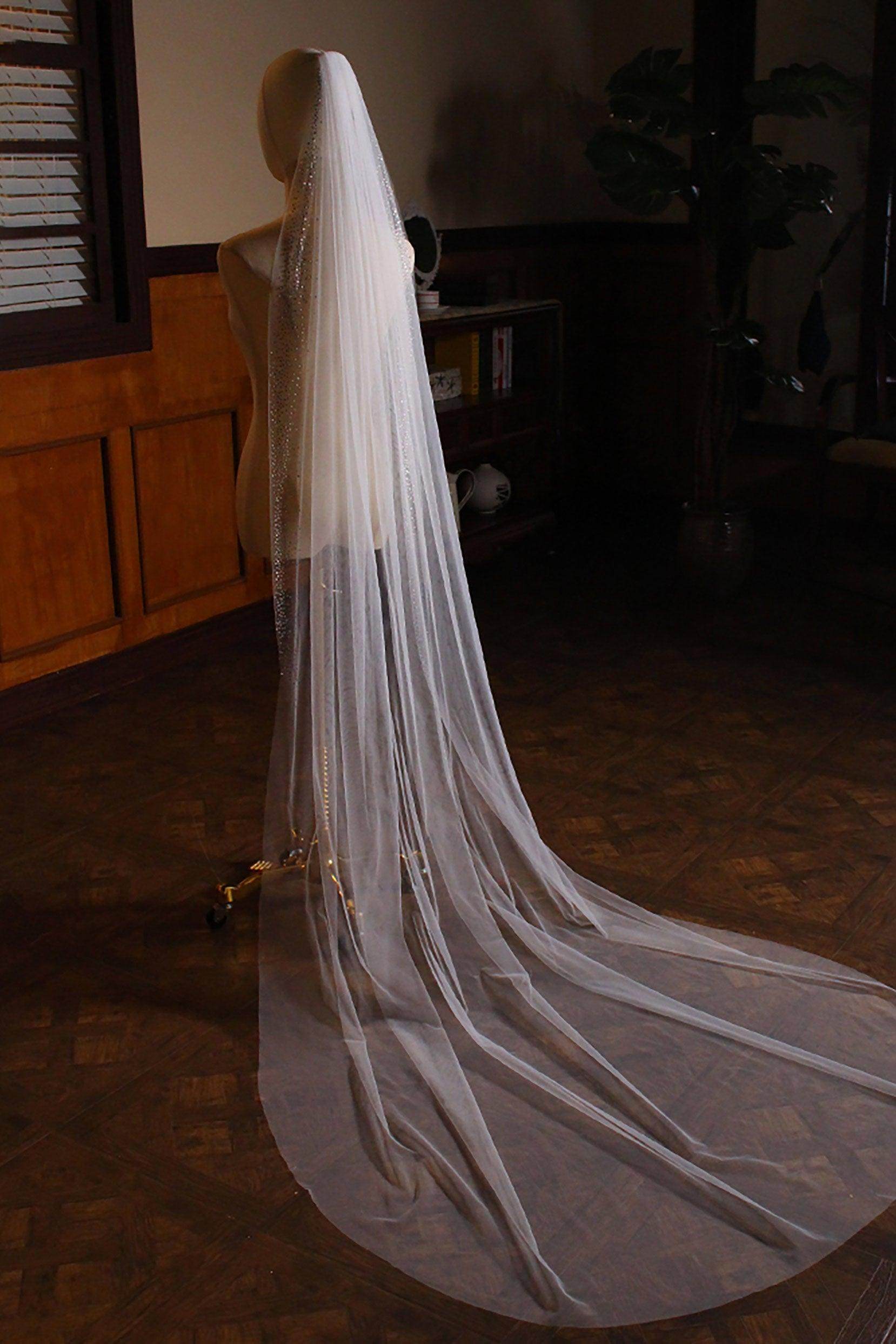 Elegant One-Tier Cut Edge Tulle Chapel Veil with Sequin Embellishments CV0321 - Perfect for Weddings, Bridal Accessories & Special Occasions