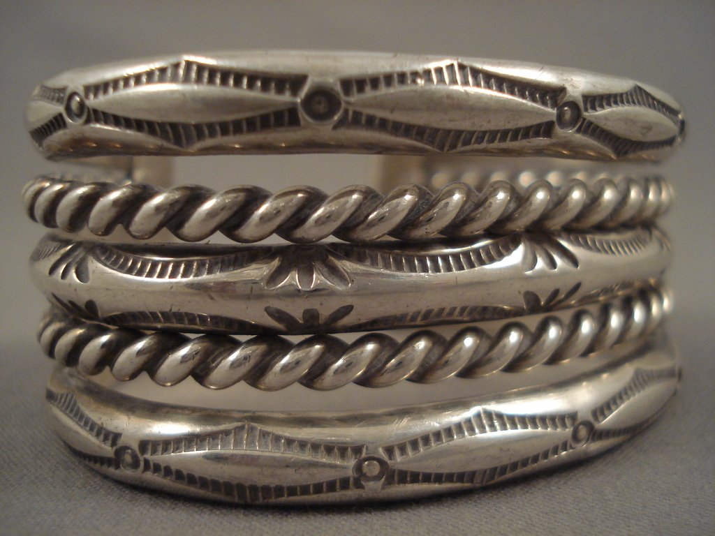 101 Grams Heavy Vintage Navajo Sterling Silver Native American Bracelet - Thick & Wide Handmade Jewelry for Women, Boho Fashion & Gift Giving