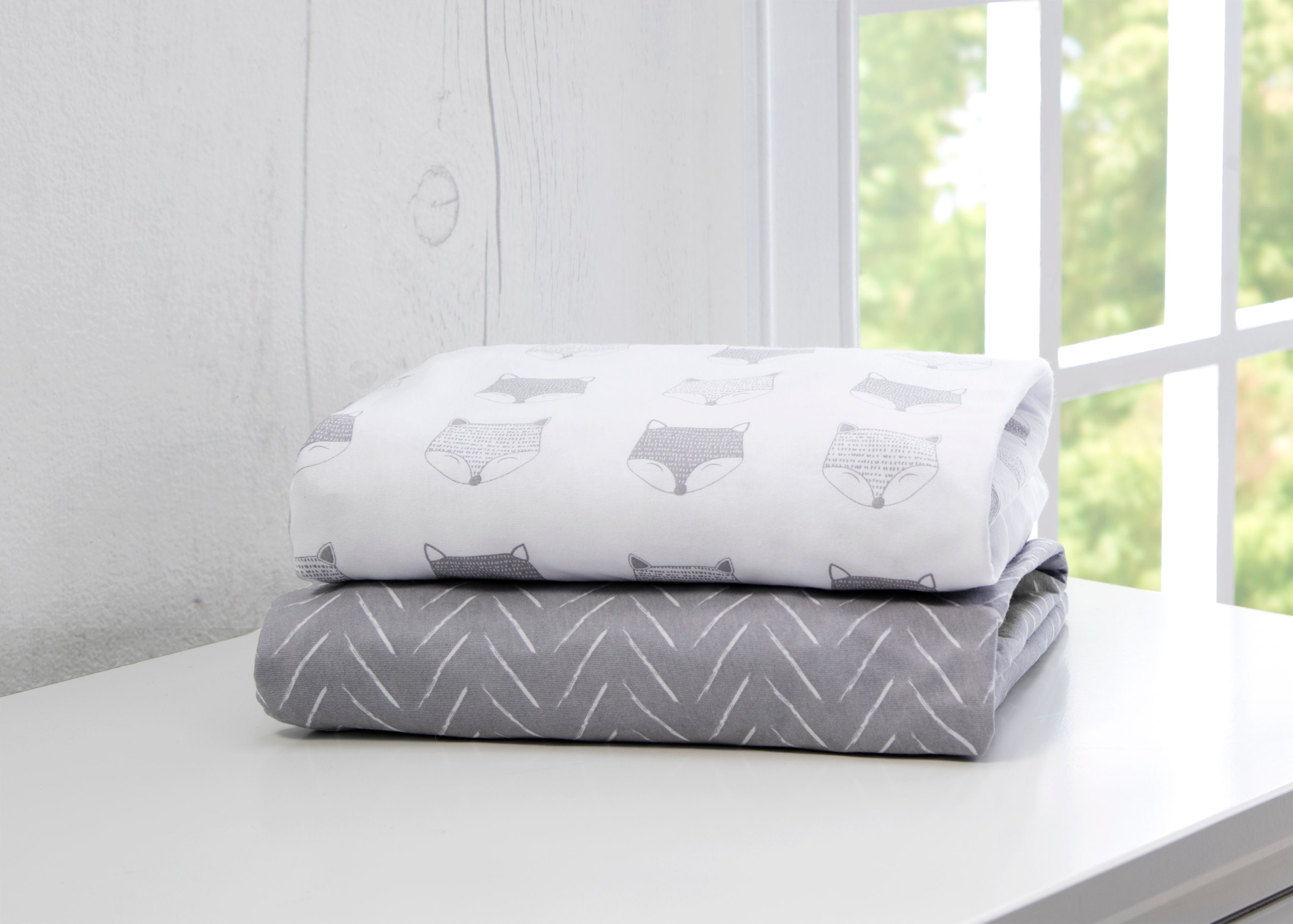 Indie Fox Fitted Crib Sheets 2 Pack - Soft Organic Cotton Baby Crib Sheets for Boys & Girls - Perfect for Nursery, Daycare & Travel (White & Gray)