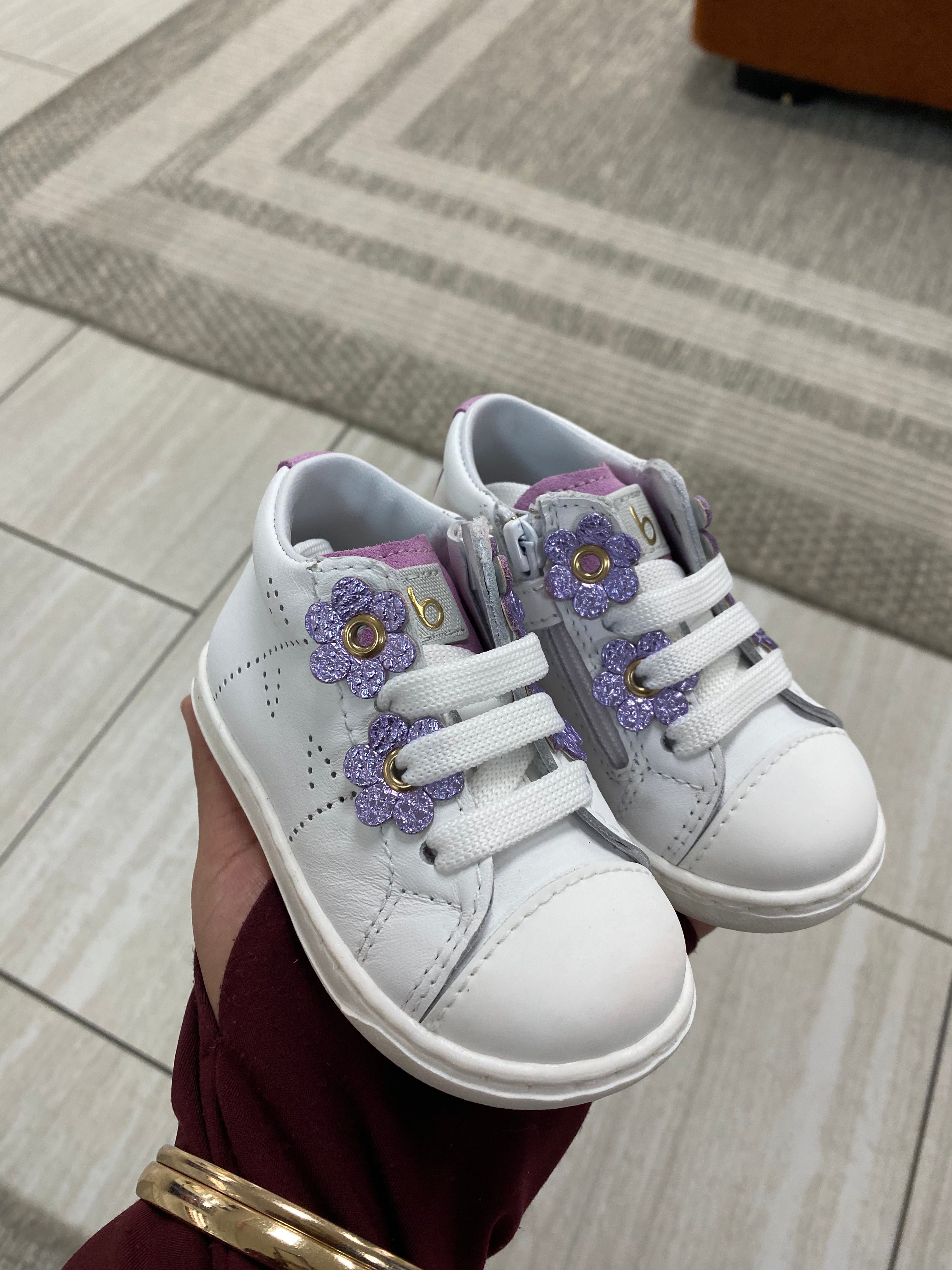 Beberlis White Daisy Baby Sneakers - Cute & Comfortable First Walkers for Toddlers - Perfect for Outdoor Play, Parties & Everyday Wear