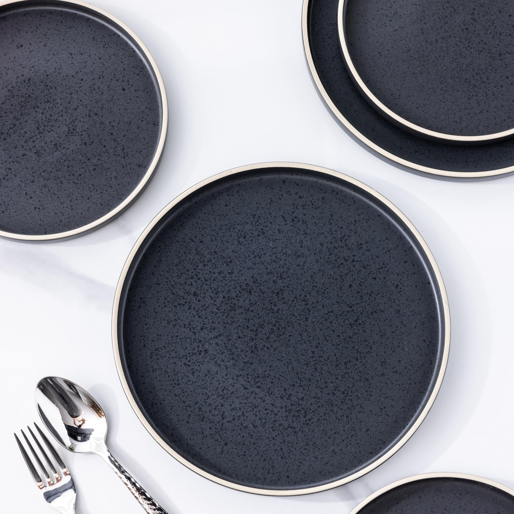 LERATIO 10.75 Inch Ceramic Dinner Plates Set of 6 - Modern Black & White Rim Dishes - Microwave, Dishwasher & Oven Safe - Perfect for Family Dinners, Restaurants & Party Serving