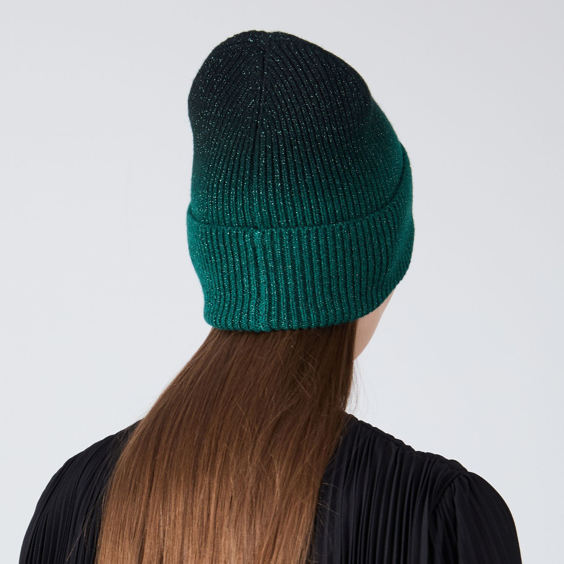 Premium Frances Merino Wool Beanie - Soft & Warm Winter Hat for Men & Women - Perfect for Skiing, Hiking & Outdoor Activities