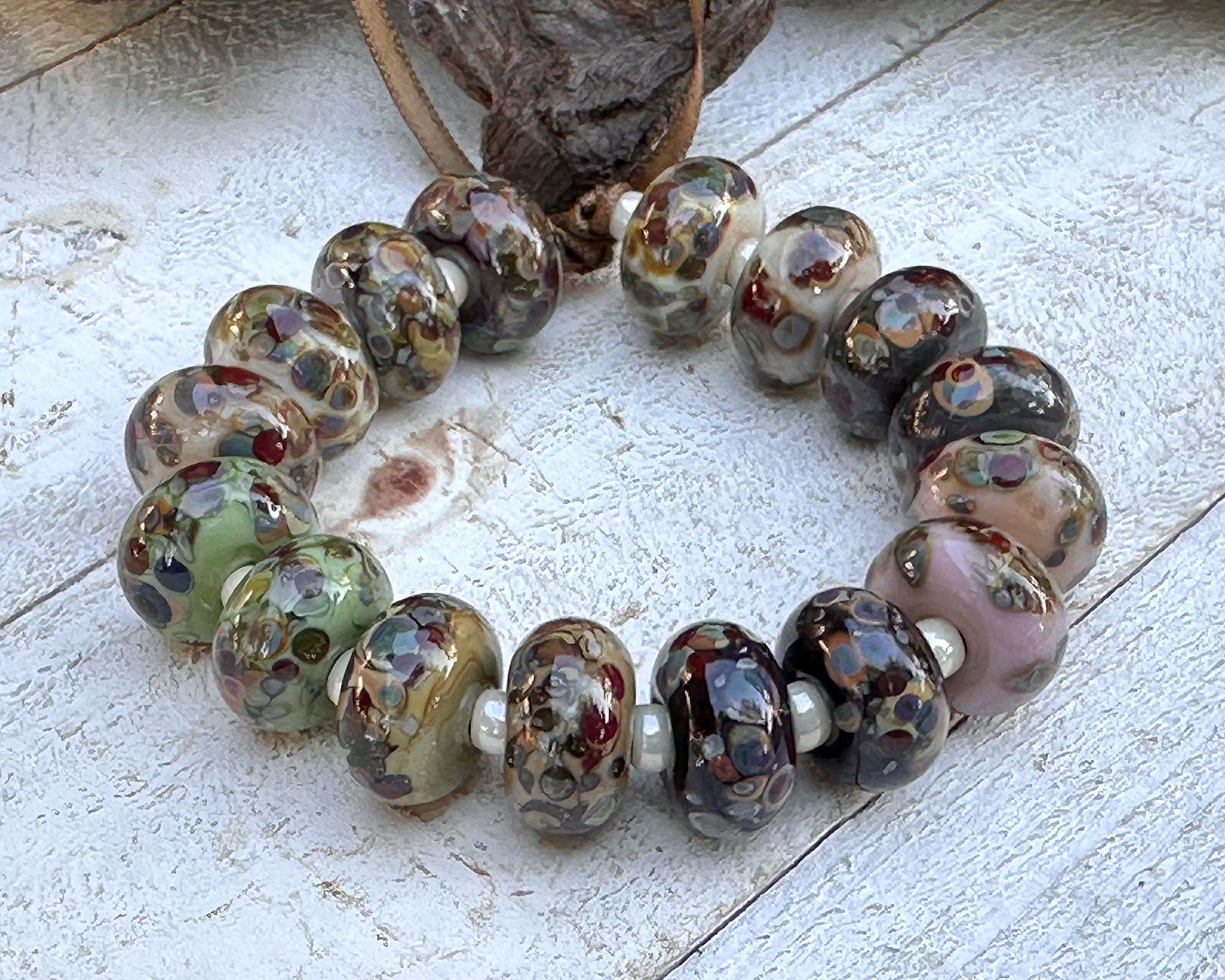 16Pcs Genuine Garnet Stone Lampwork Beads Set for Jewelry Making - DIY Bracelet, Necklace, Earrings Craft Supplies - Perfect for Gifts & Home Decor