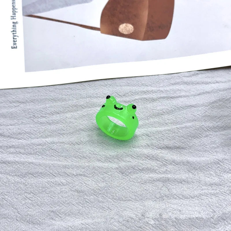 Cute Frog Ring for Women - Adorable Animal Jewelry Gift for Her - Perfect for Birthdays, Anniversaries & Everyday Wear