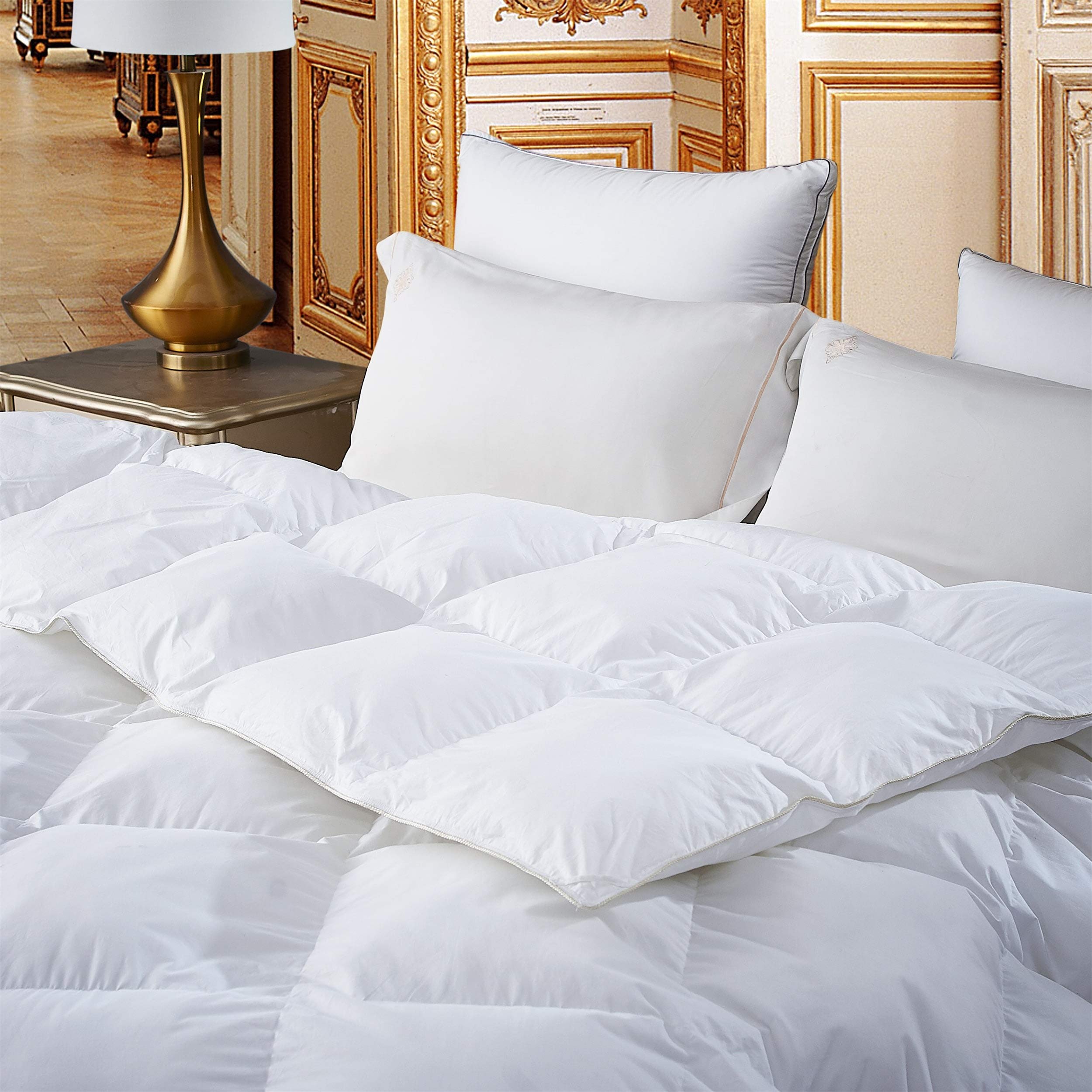 Premium All-Season Twin Size Luxury Siberian Goose Down Comforter - 100% Egyptian Cotton Cover - Hypoallergenic Feather Duvet Insert (Twin, White) - Perfect for Bedrooms, Guest Rooms & Dormitories