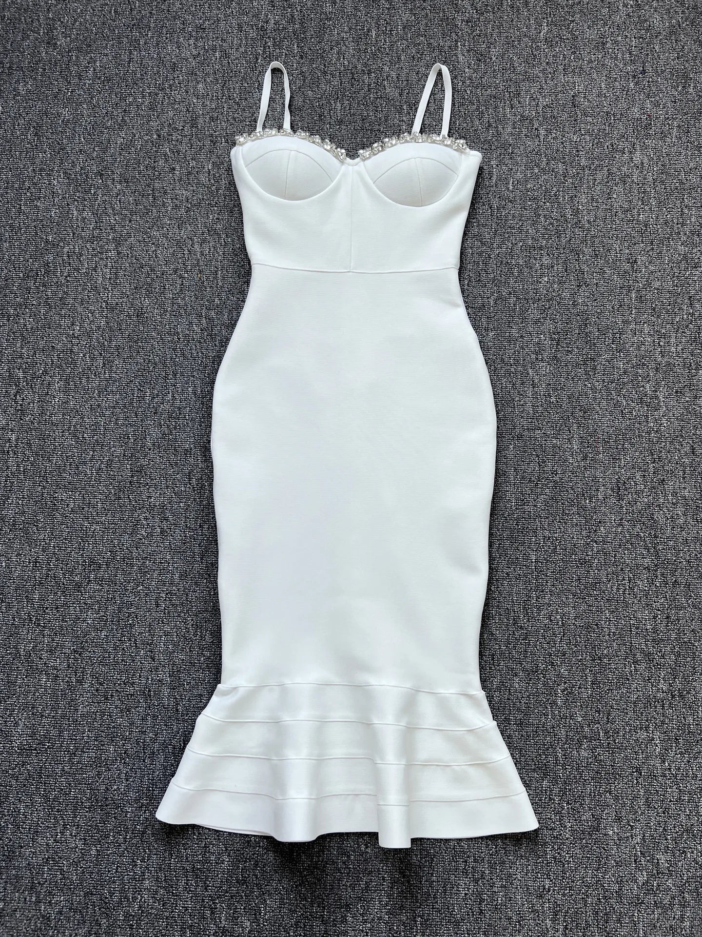 2023 Sparkly Beaded Knee-Length Ruffled Rayon Bandage Dress - Elegant Club & Party Wear for Women, Perfect for Night Out, Cocktail Party, Prom & Special Occasions