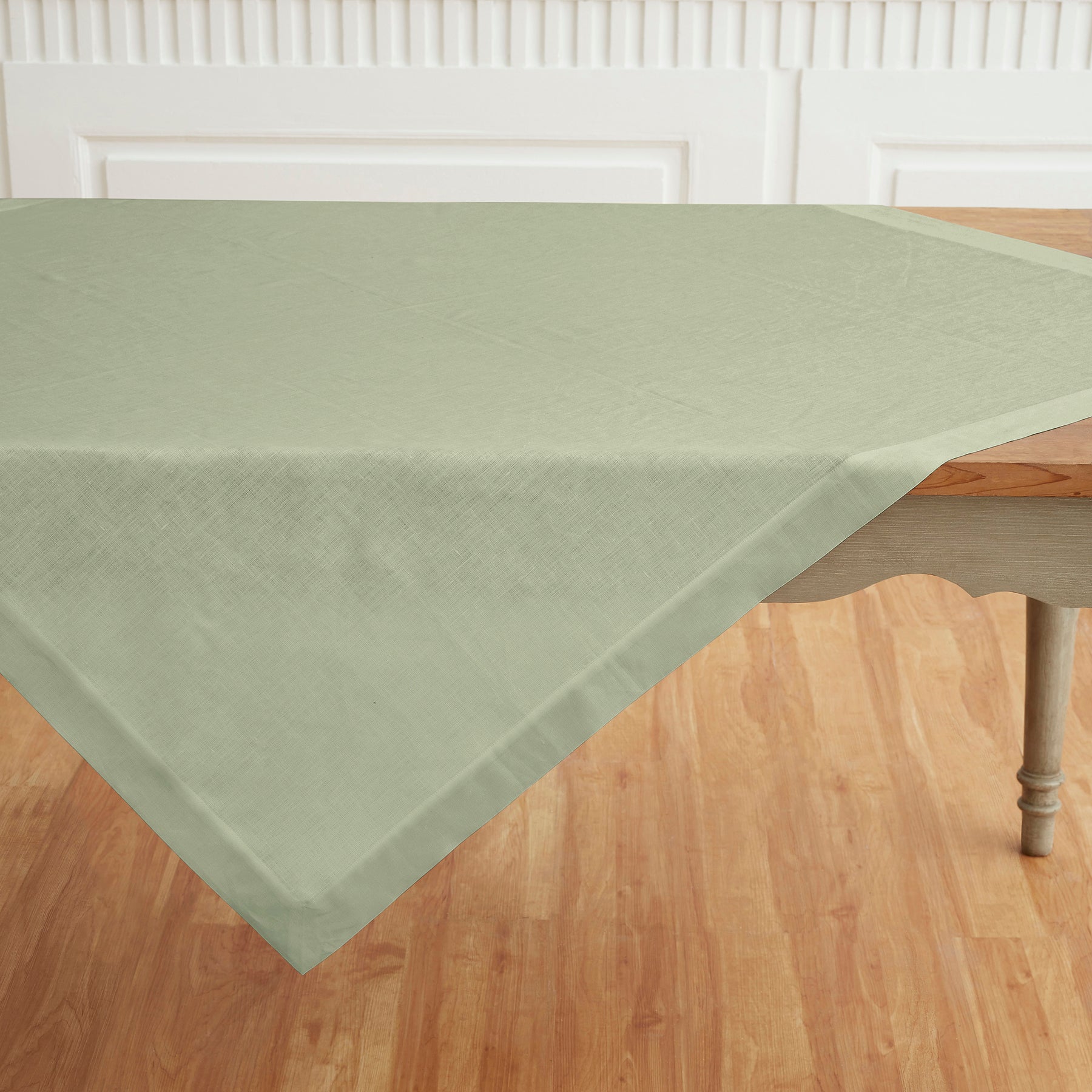 Fete Table Throw - Elegant & Durable Table Cover for Parties, Weddings & Events | Perfect for Indoor & Outdoor Celebrations