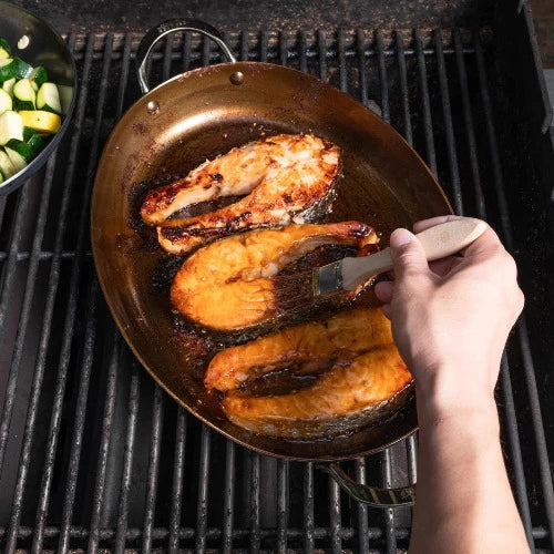 de Buyer 14-Inch Oval Roasting Pan - Heavy Duty Carbon Steel Oven Safe Cookware for Turkey, Chicken, Roasts - Perfect for Thanksgiving, Holiday Dinners & Family Meals