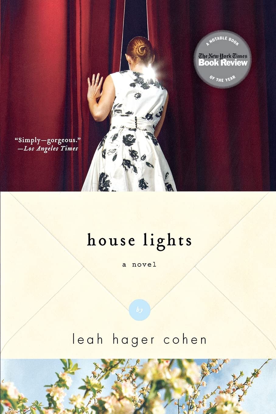 House Lights: A Novel - A Heartwarming Family Story for Book Clubs & Cozy Reading Evenings
