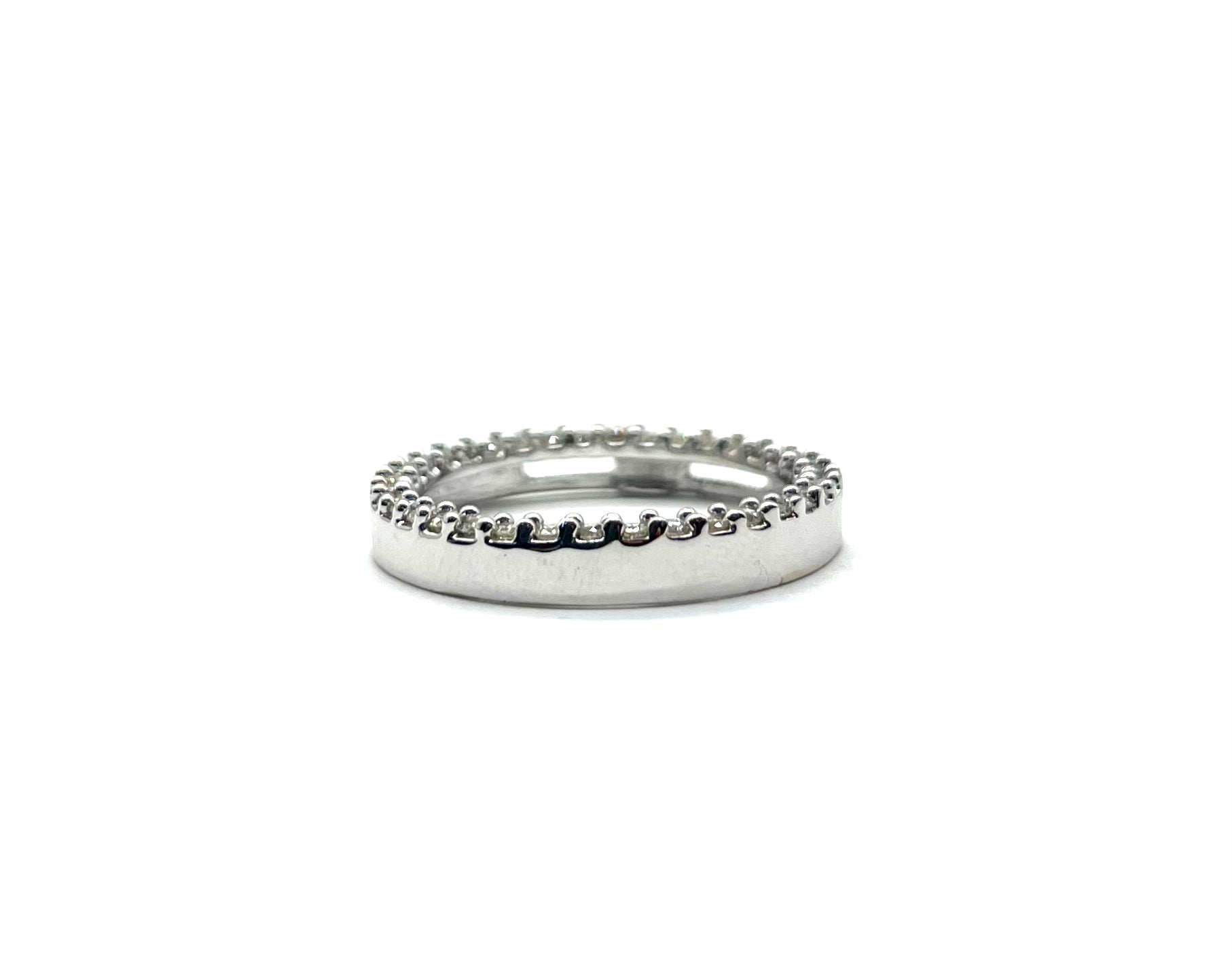 14K White Gold Diamond Circle Pendant Necklace for Women - Elegant Everyday Jewelry Gift for Anniversary, Birthday & Special Occasions