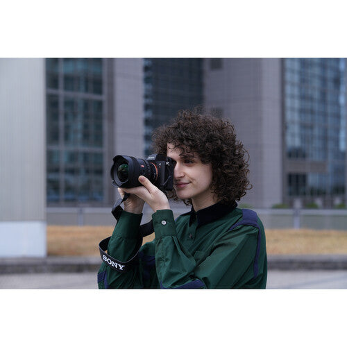 Sony FE 14mm f/1.8 GM Full-Frame Ultra-Wide Angle Prime Lens for Sony E-Mount Cameras - Perfect for Landscape, Architecture & Astrophotography
