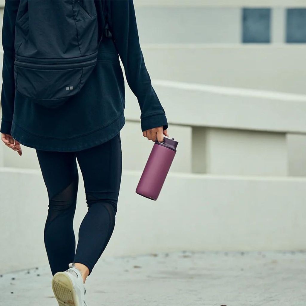 Kinto Active Tumbler Sports Water Bottle 600ml - Insulated Stainless Steel Vacuum Flask for Gym, Hiking & Travel - Leakproof & Sweatproof Design - Ash Pink