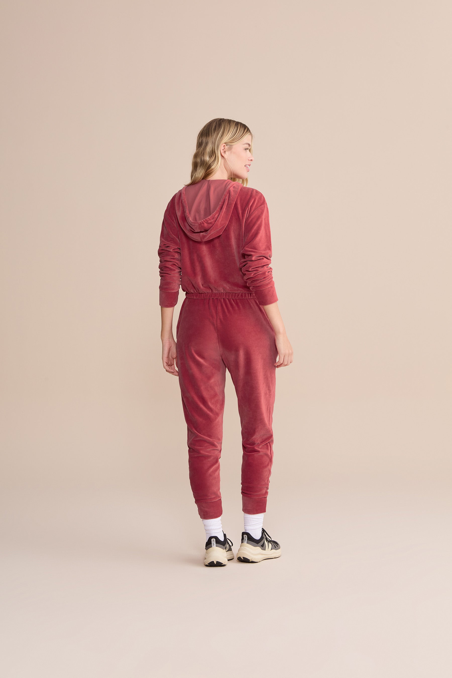 Stylish Frosty Loose Pants for Women - Comfortable Casual Wear for Yoga, Lounge & Home - Trendy Winter Fashion Pants