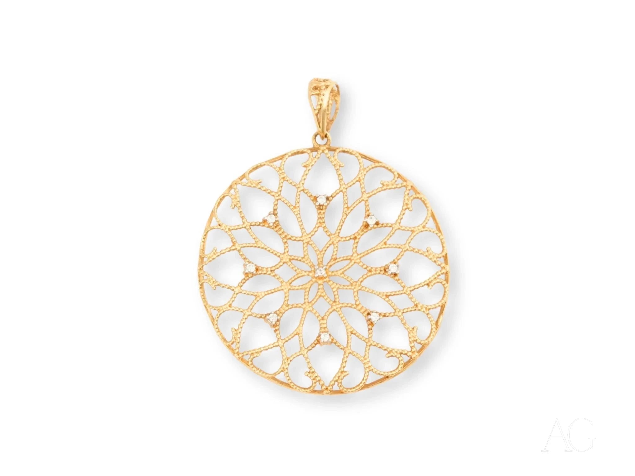 Blossom Spark Flower Pendant Necklace - Elegant Floral Jewelry for Women - Perfect Gift for Valentine's Day, Anniversary & Special Occasions