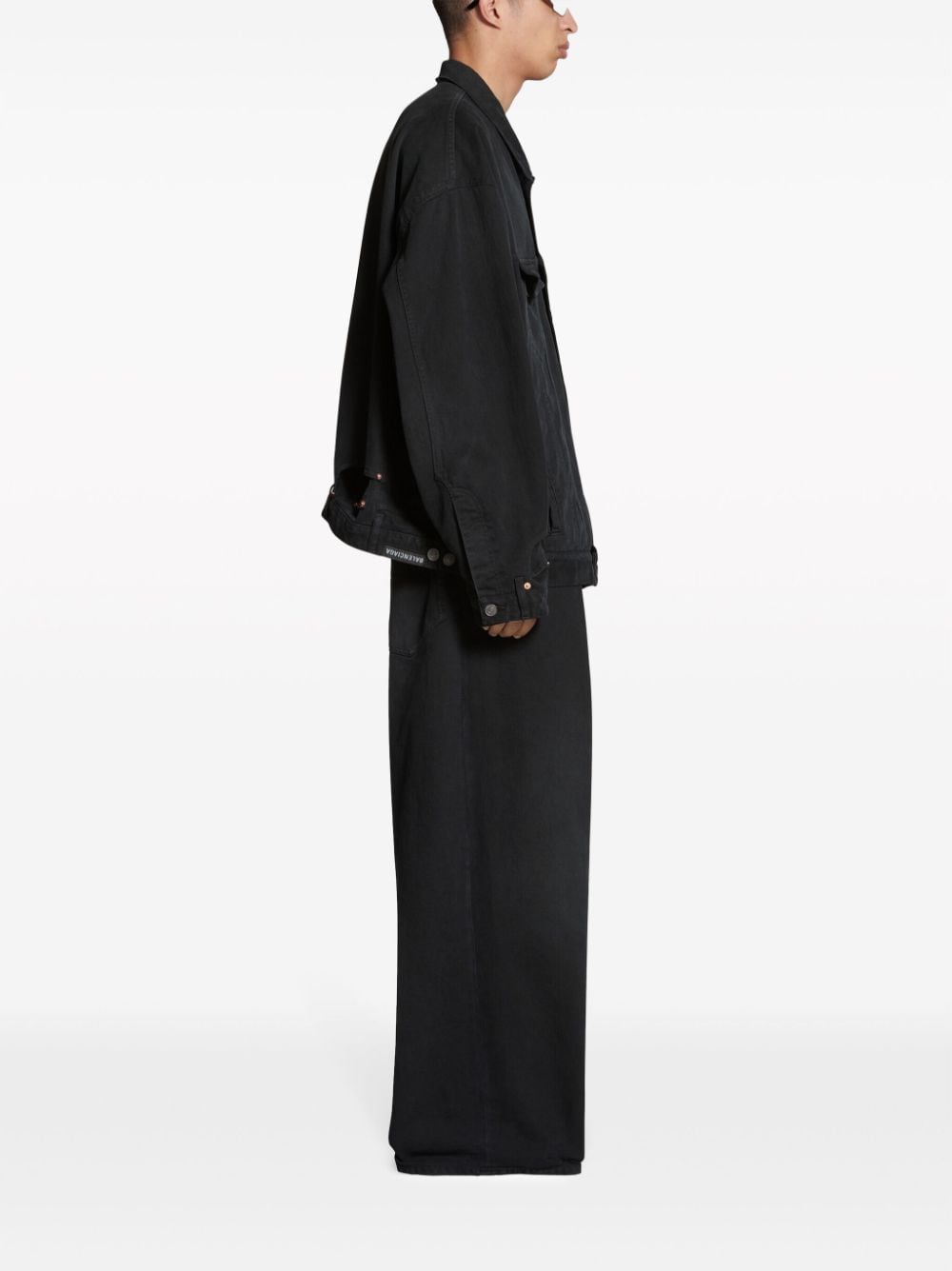 Balenciaga Black Coats for Men & Women | Luxury Winter Outerwear | Perfect for Urban Fashion & Cold Weather Protection