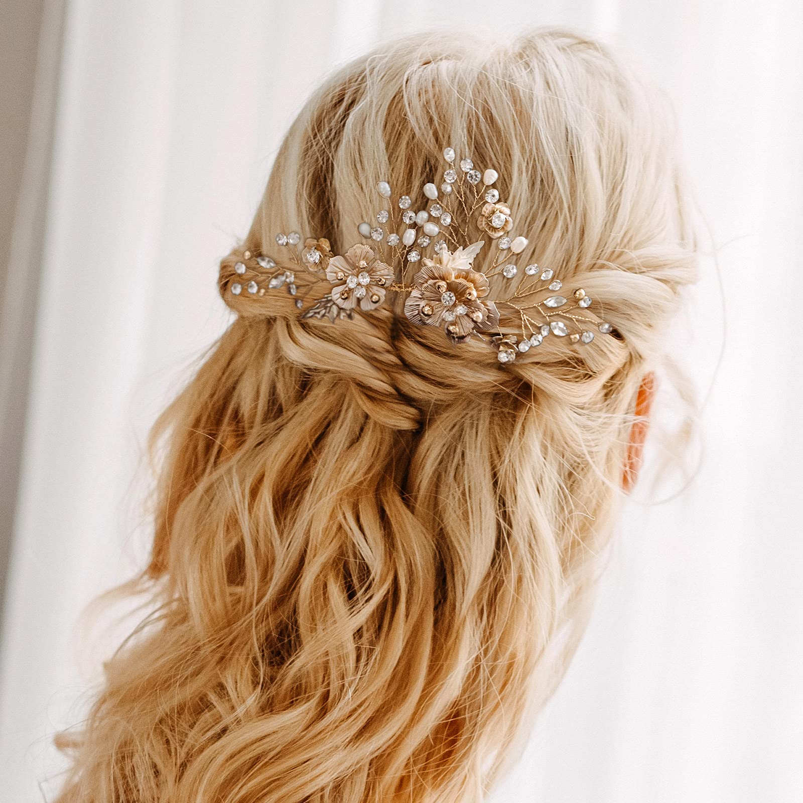 Elegant Pearl Flower Wedding Hair Comb - Gold Bridal Hair Accessory for Bride | Perfect for Weddings, Prom & Special Occasions