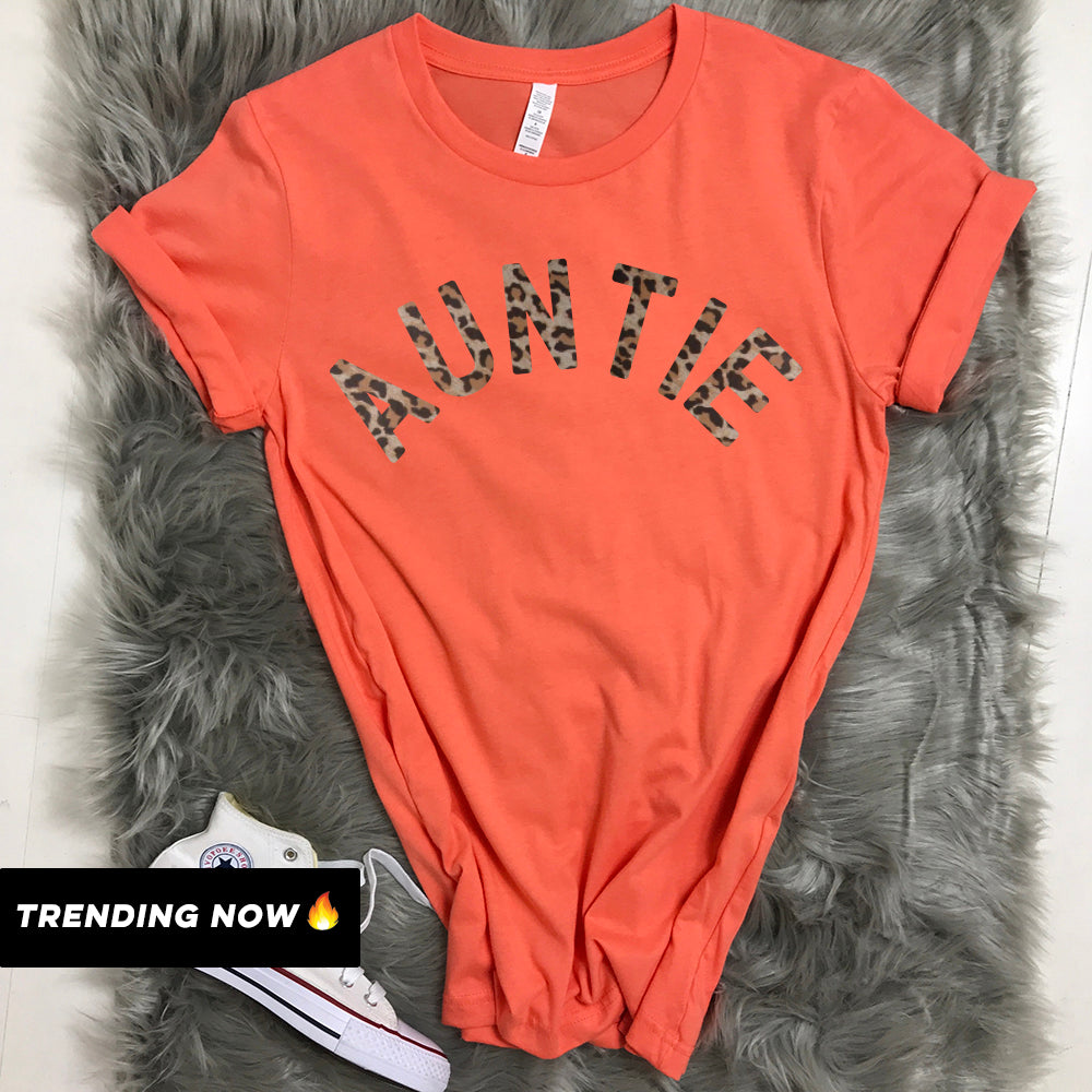Stylish Auntie Leopard Print Summer T-Shirts for Women - Trendy Casual Tees - Perfect for Beach Outings, Vacation Wear & Everyday Fashion