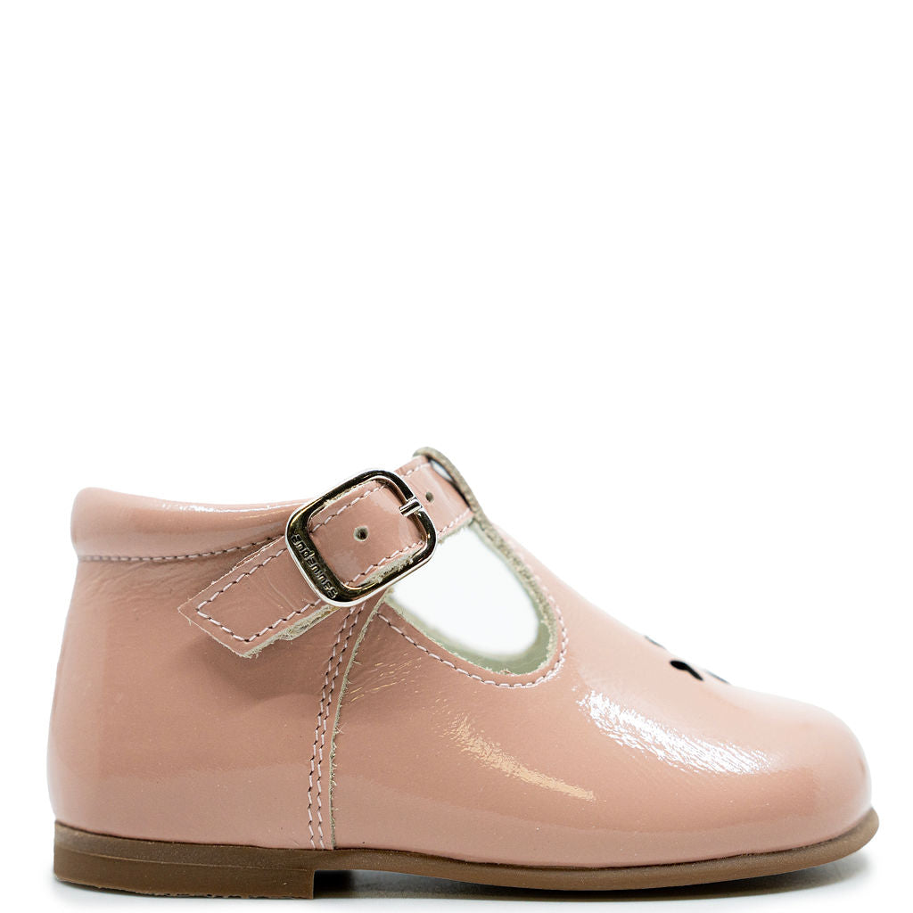 Andanines Rose Patent Heart Baby Shoes - Soft & Comfortable First Walkers for Infants & Toddlers - Perfect for Special Occasions, Photo Shoots & Everyday Wear