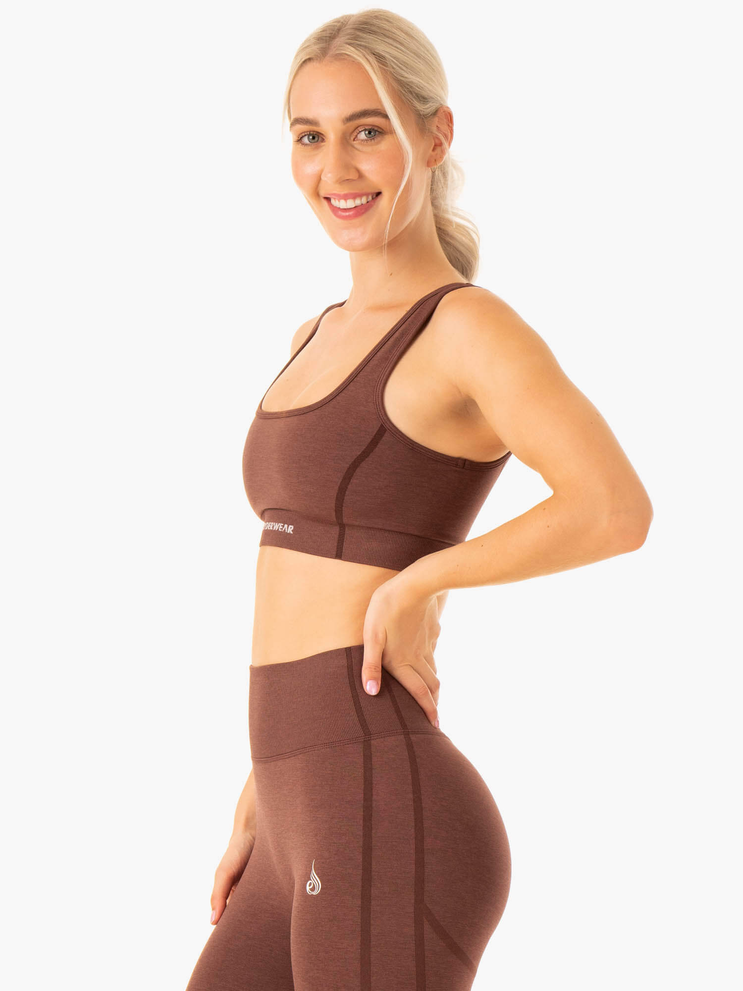 High Support Seamless Sports Bra for Women - Comfortable Workout Top for Running, Yoga & Gym - Chocolate Brown