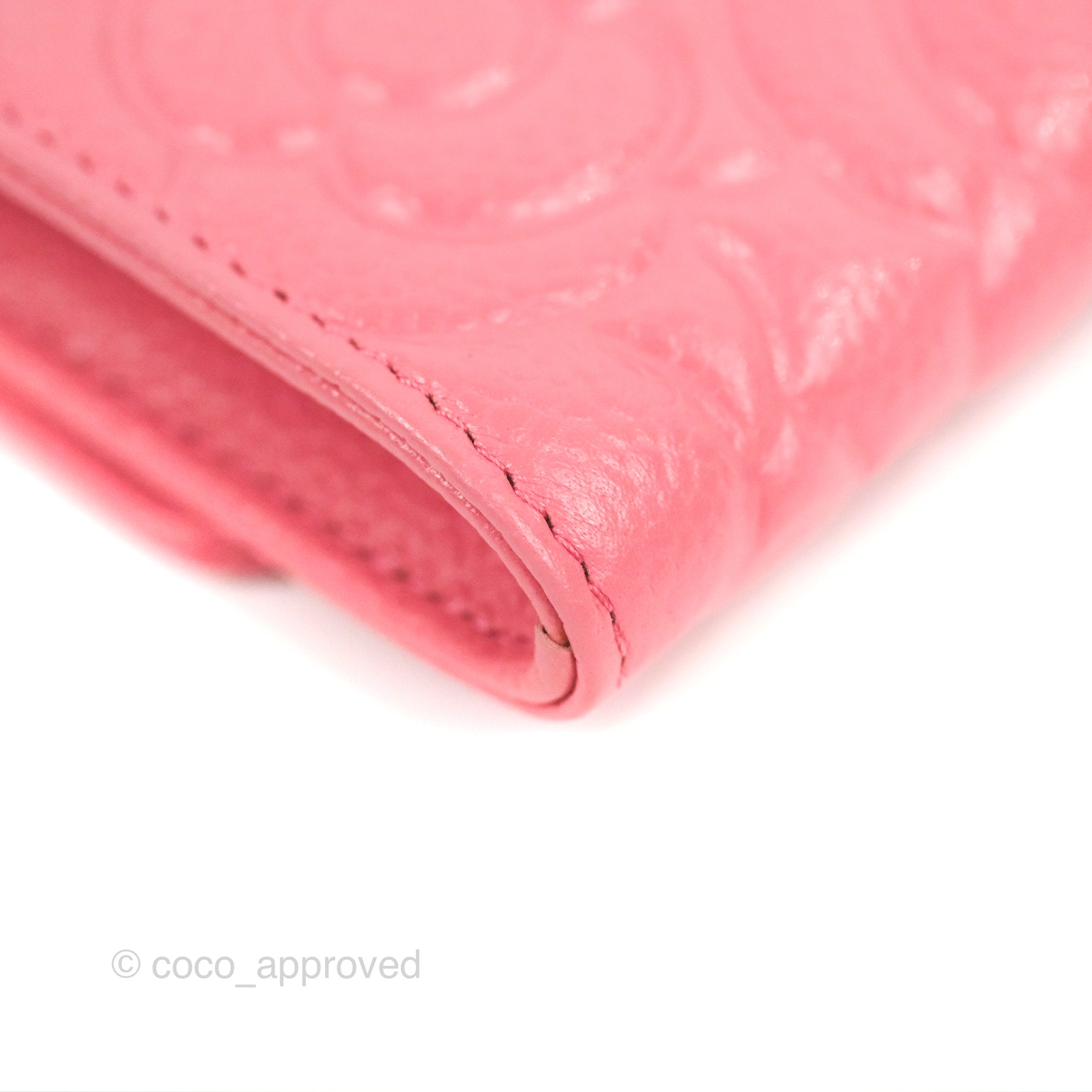 Chanel Camellia Pink Caviar Leather Card Holder with Gold Hardware - Luxury Compact Wallet for Everyday Use & Gift Giving