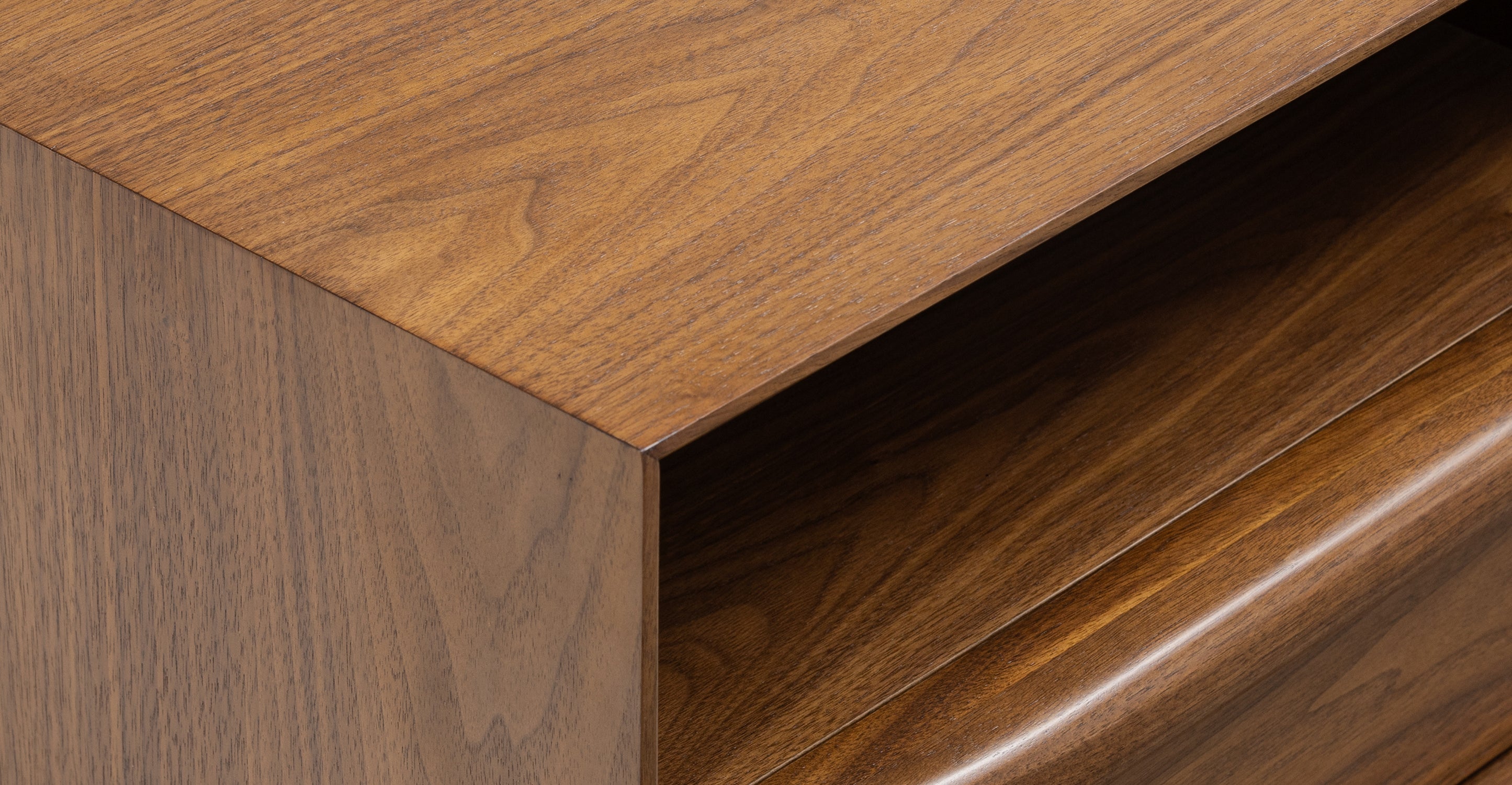 Modern Nightstand with USB Ports - Wooden Bedside Table with Drawer for Bedroom, Living Room, and Office - Perfect for Storing Books, Lamps, and Bedroom Essentials