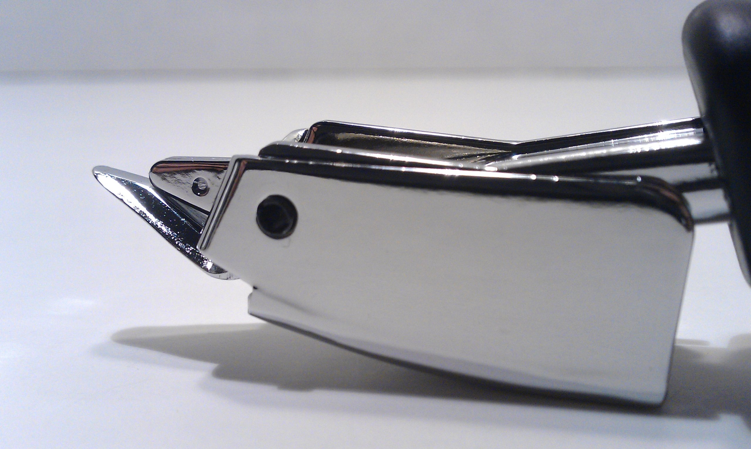 North County Tool Repair Upholstery Staple Remover - Heavy Duty Staple Puller for Furniture Repair, DIY Projects & Upholstery Work