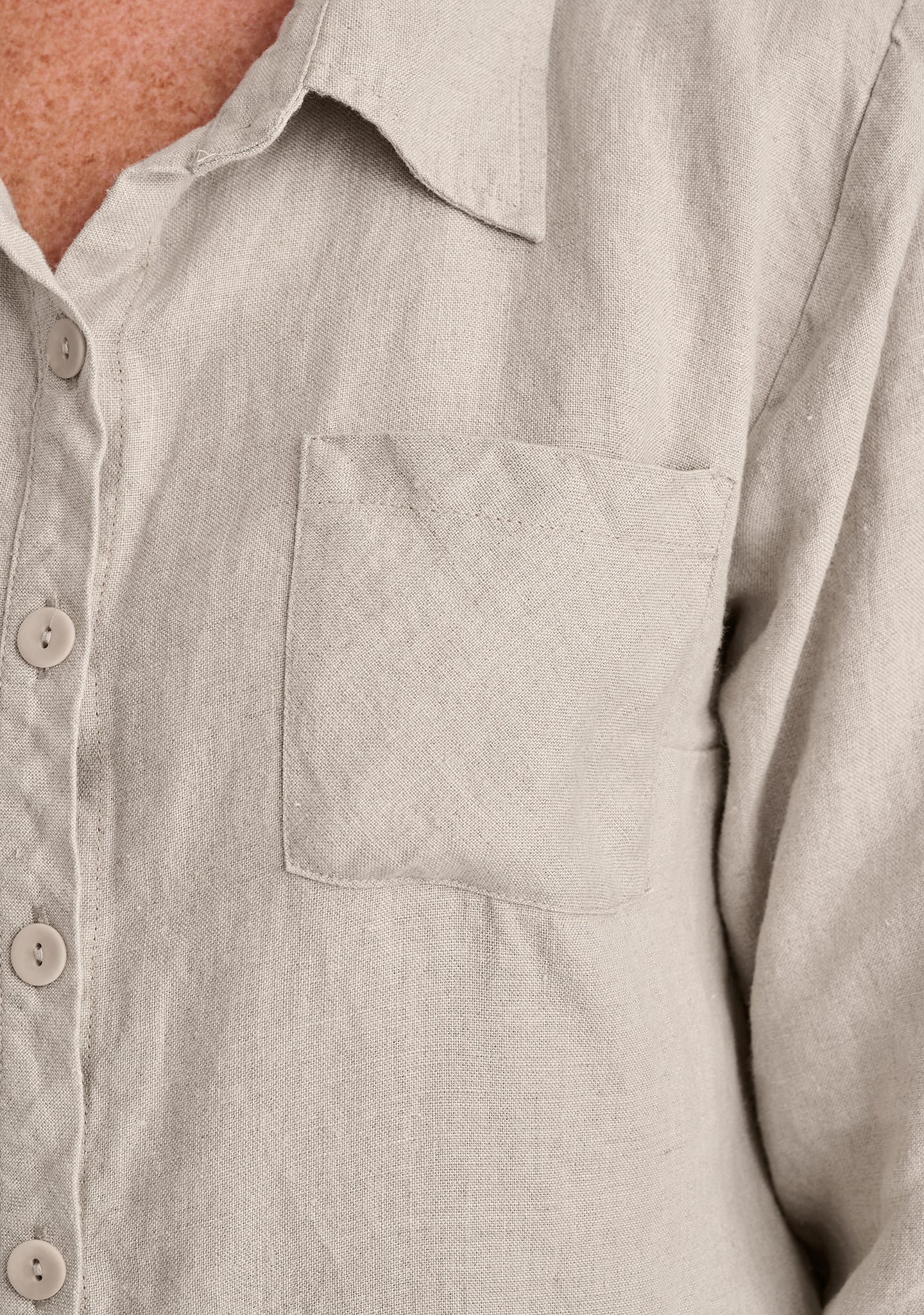 Stylish Linen Bias Back Shirt for Women - Breathable Summer Blouse for Casual Outings & Beach Wear