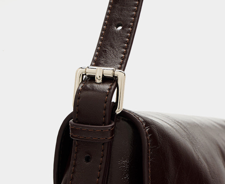 Stylish Compact Flap Shoulder Bag for Women - Lightweight Crossbody Purse with Adjustable Strap, Perfect for Travel, Work, and Everyday Use