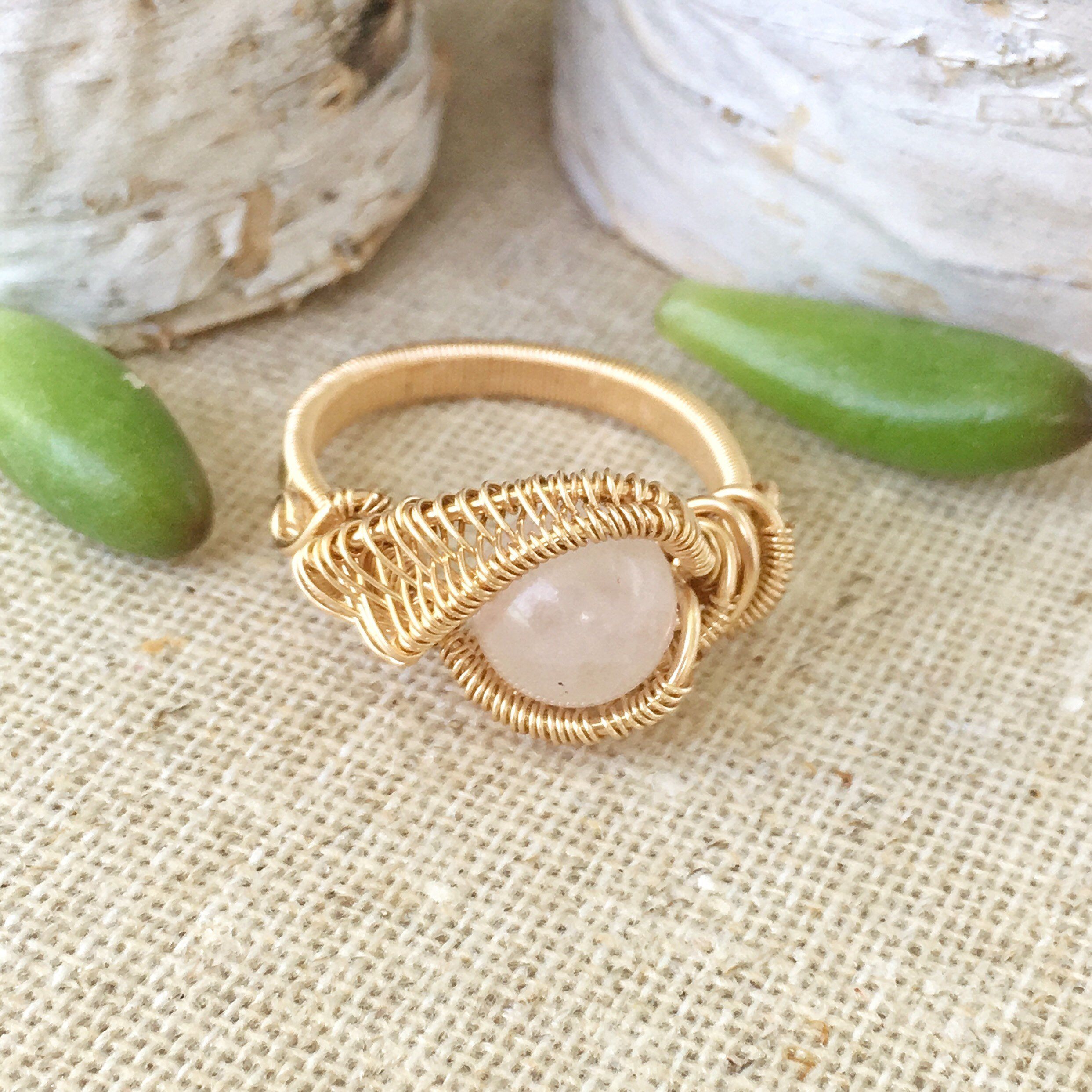 14K Gold Rose Quartz Engagement Ring for Women - Elegant Promise & Wedding Band - Perfect for Proposals, Anniversaries & Romantic Occasions