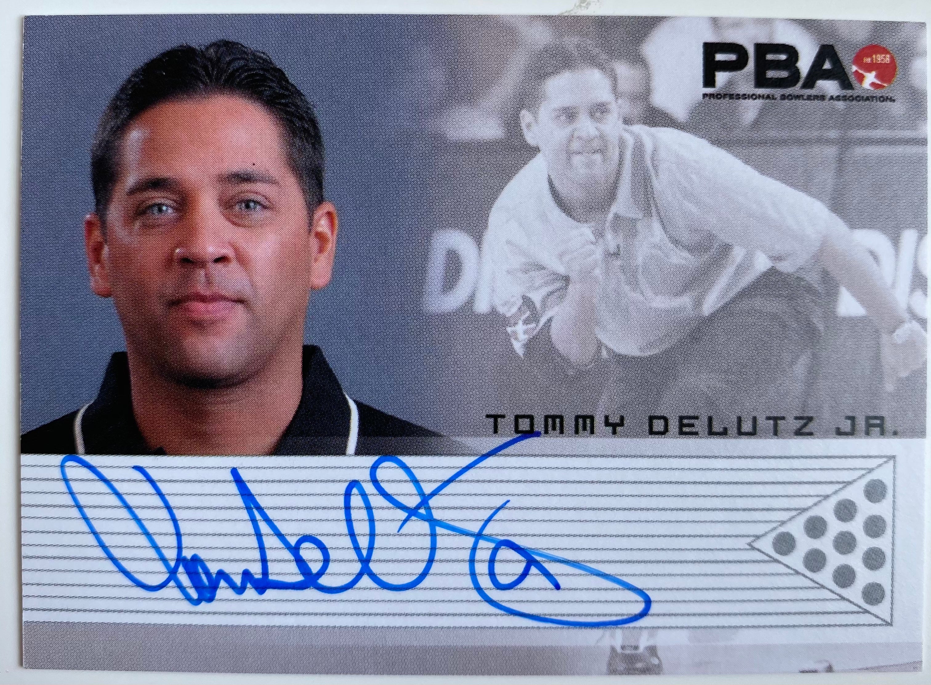 Tommy Delutz Jr. 2008 Rittenhouse PBA Autographed Bowling Trading Card - Perfect for Collectors and Bowling Enthusiasts