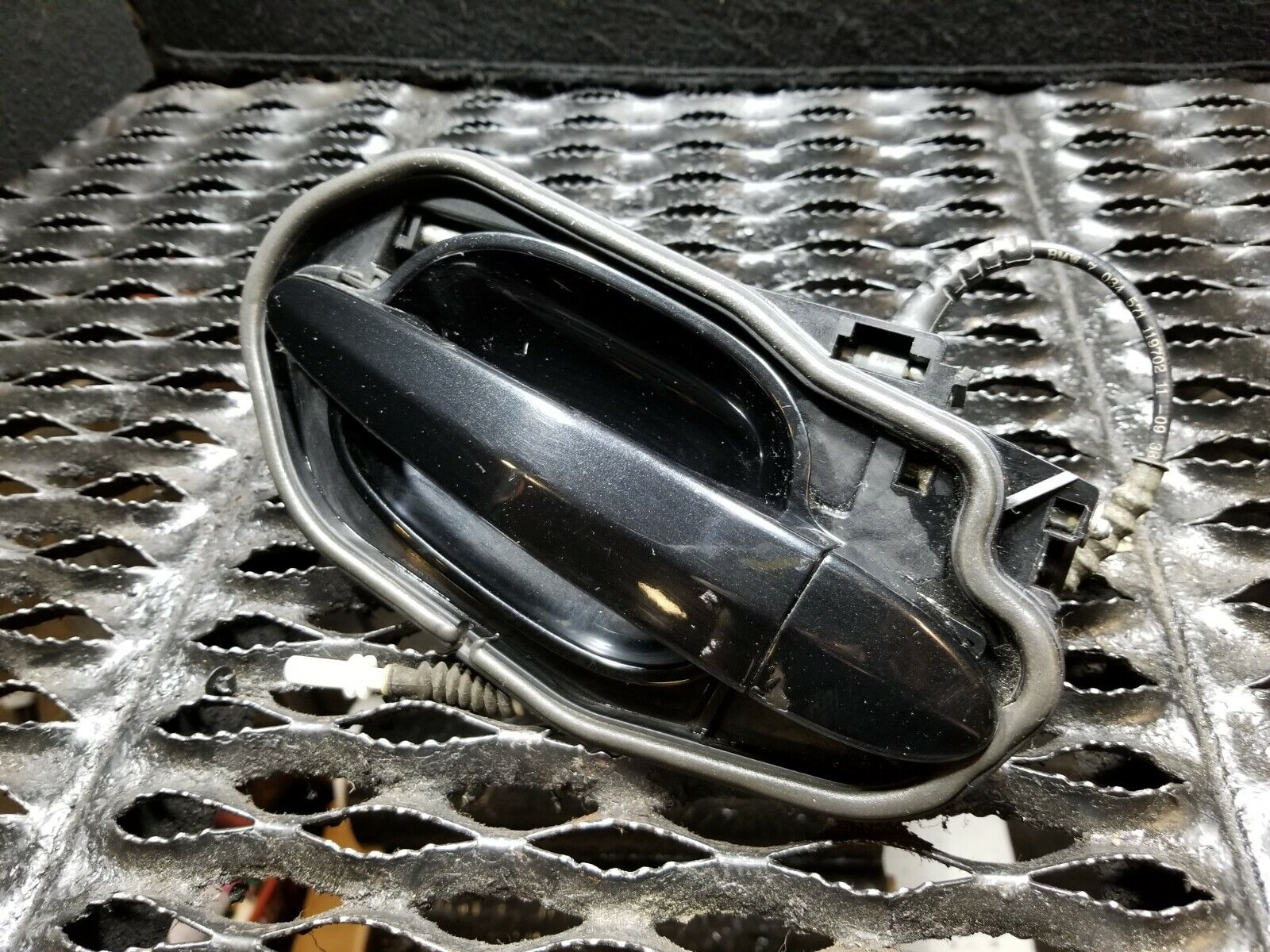 2006-2010 BMW 528i E60 Genuine OEM Left Rear Exterior Door Handle - Perfect Replacement for Damaged or Broken Handles