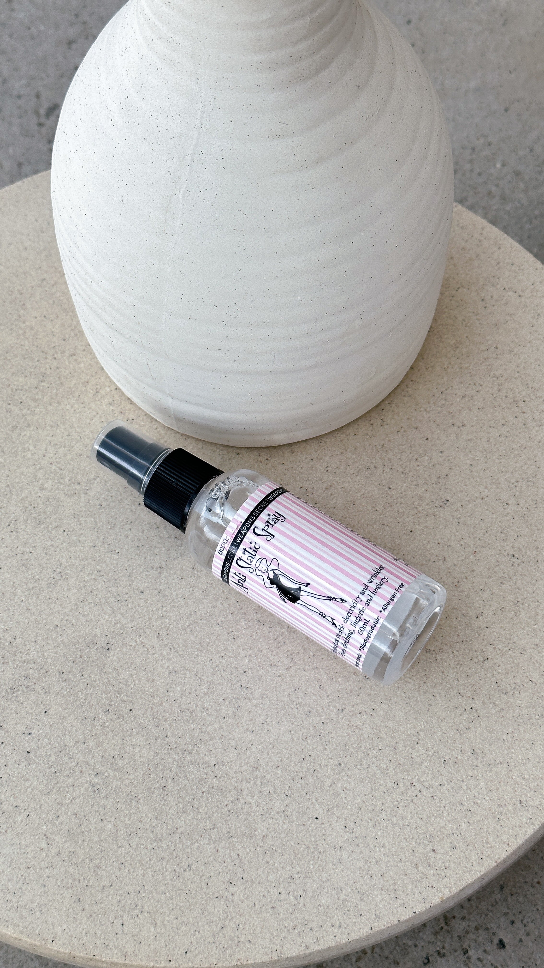 Anti Static Spray for Clothes & Hair - Eliminate Static Electricity & Frizz - Perfect for Winter, Laundry & Styling