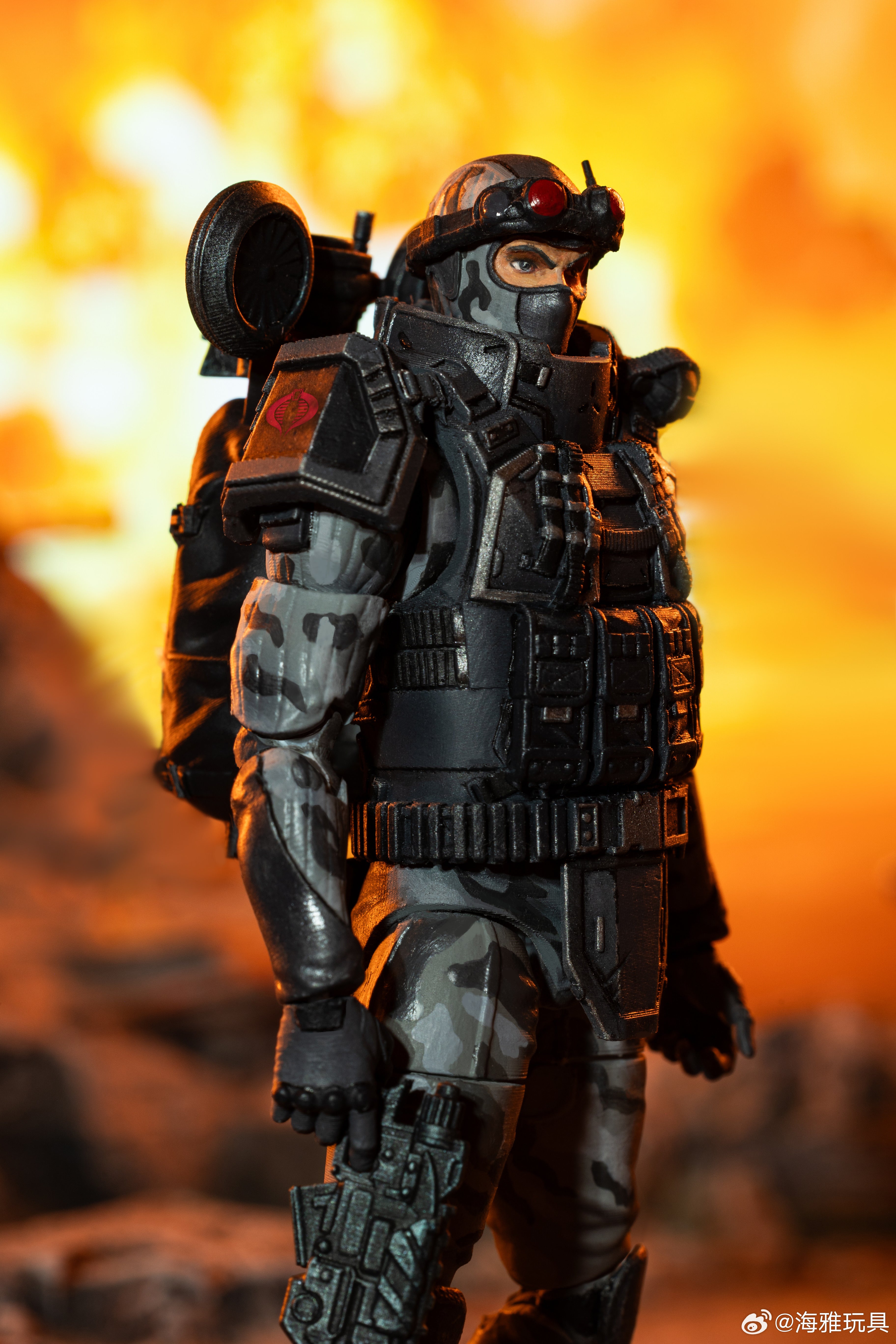 1/18 Scale HIYA 4-Inch Action Figure - Exquisite G.I.JOE Firefly Mini Collectible Series for Display & Play | Military Toy for Adults & Kids | Perfect for Collectors, Gift Giving & Diorama Scenes