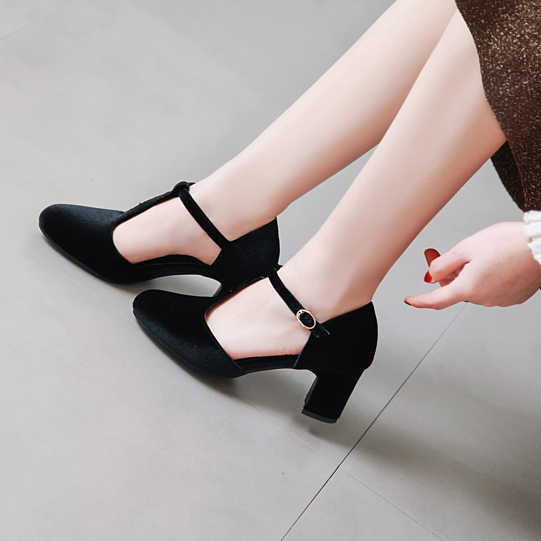 Women's T-Strap Chunky Heel Pumps - Velvet Block High Heels in Black & Green | Closed Toe Dress Shoes with Ankle Strap for Parties, Weddings & Evening Events