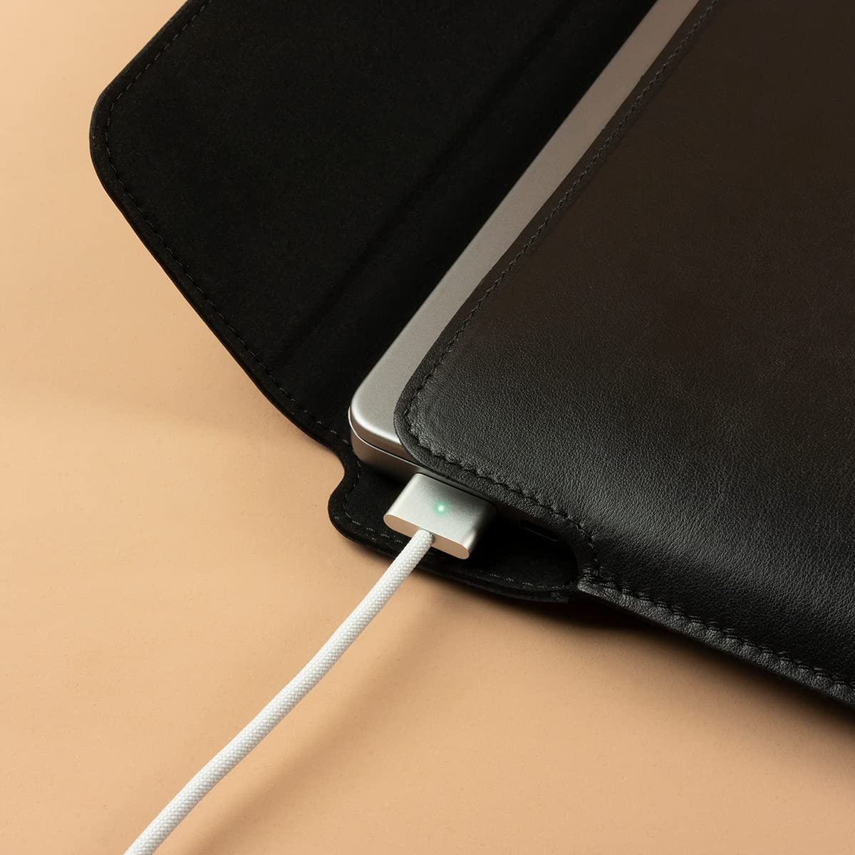 Premium Italian Leather Laptop Sleeve for MacBook Air & Pro 13/14 inch - Protective Case for MacBook Air 13.3