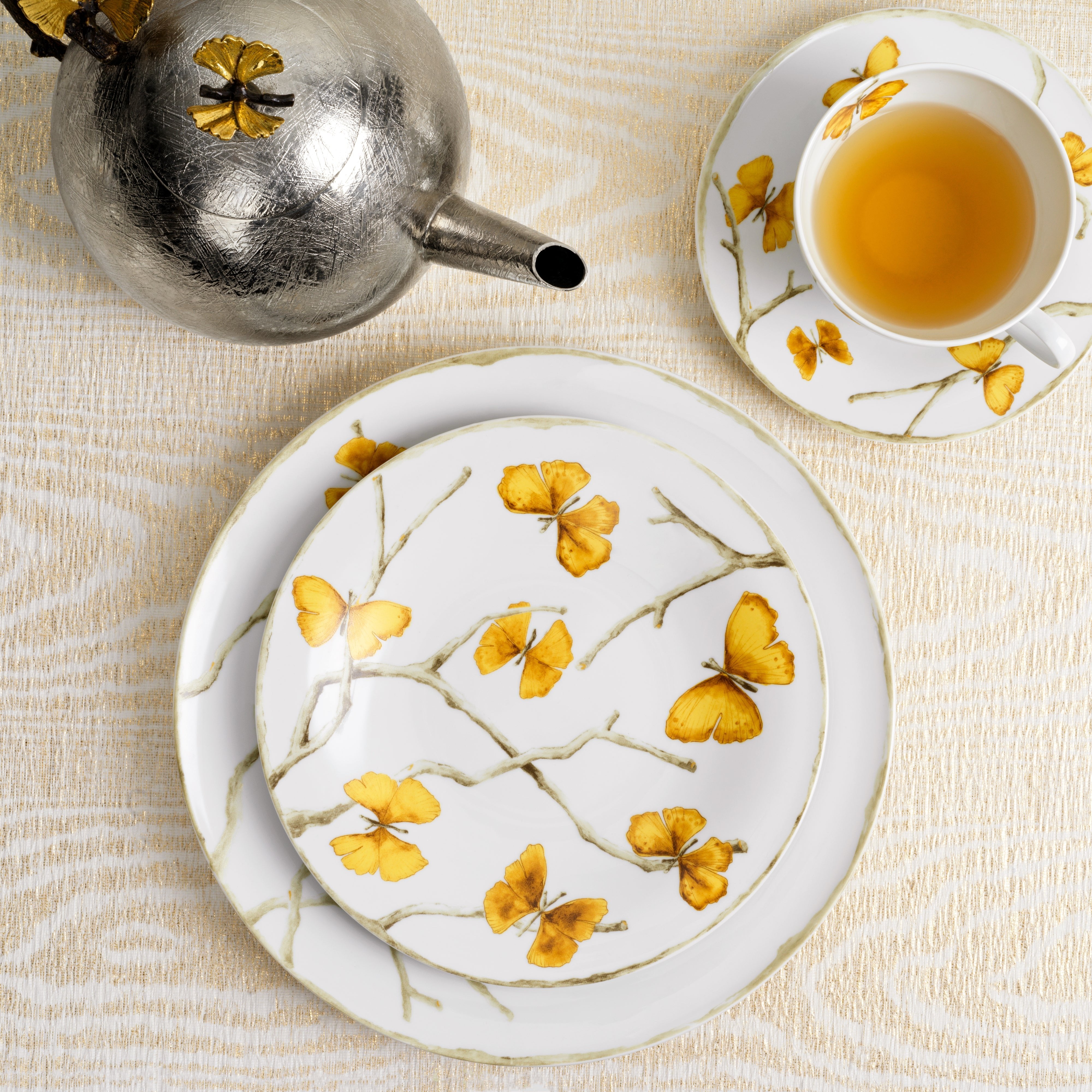Butterfly Ginkgo Gold Dinnerware Set - Elegant Porcelain Plates, Bowls & Cups for Fine Dining, Wedding, and Special Occasions