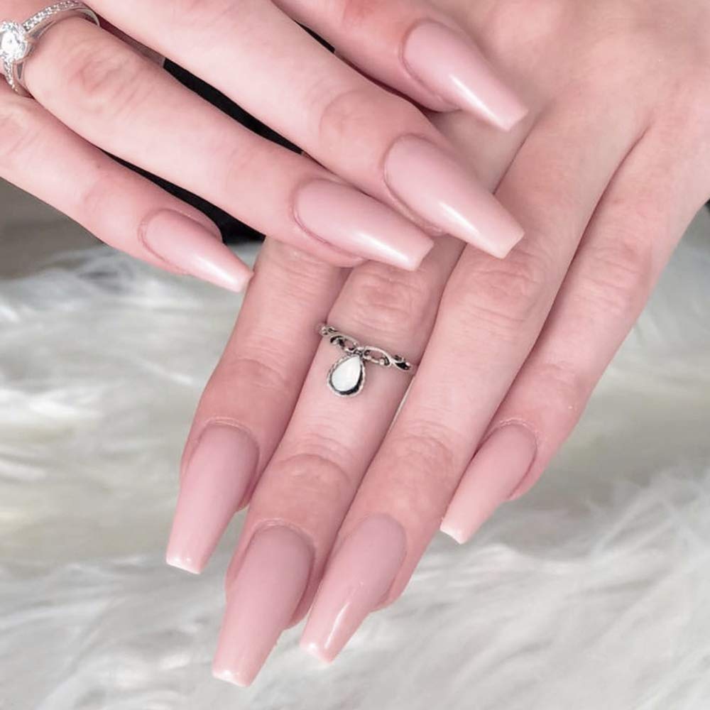 Young Nails Professional Nail Liquid - High-Quality Nail Polish for Salon & Home Use | Perfect for Manicures, Pedicures & Nail Art | Long-Lasting & Quick-Drying Formula