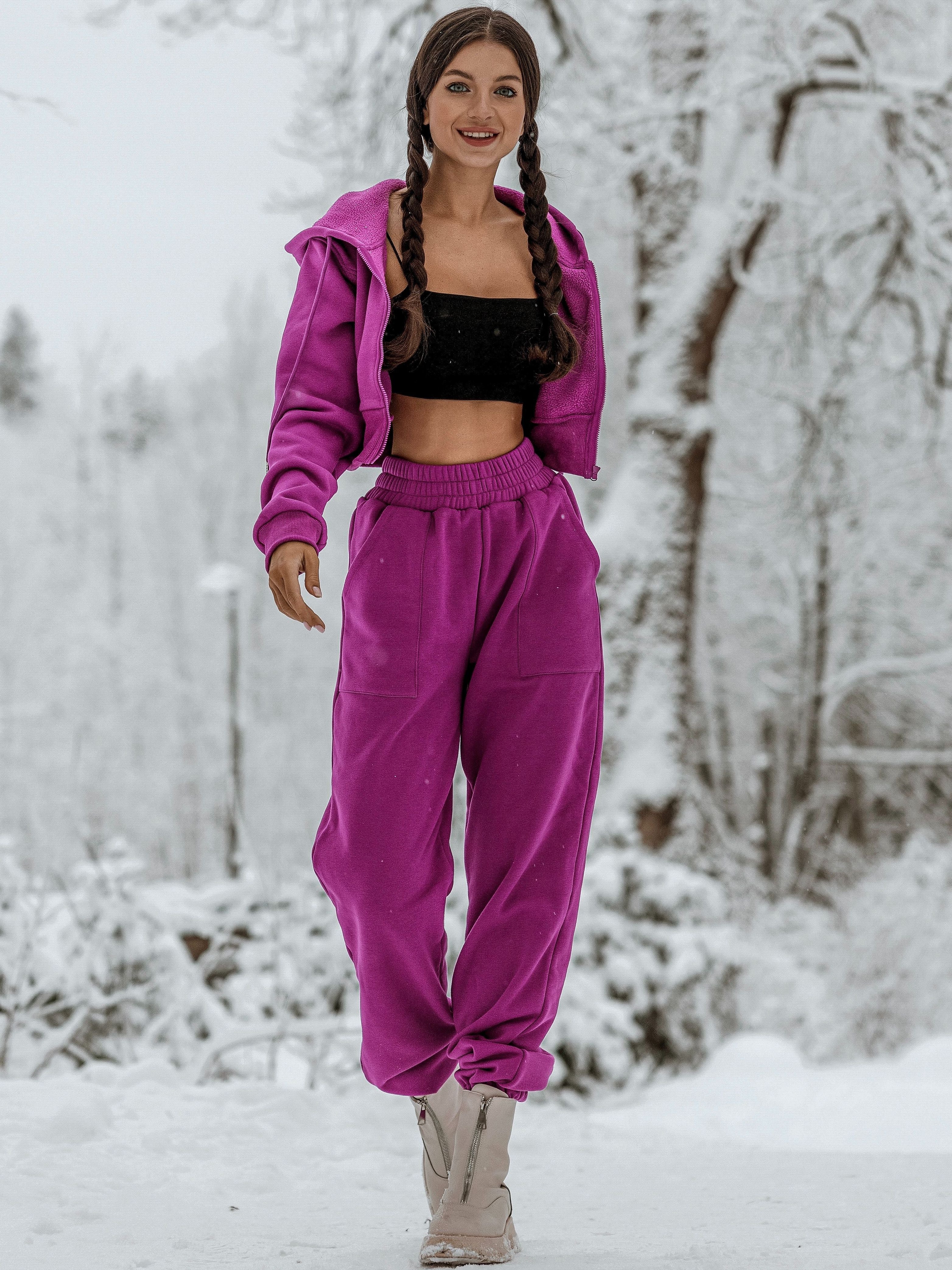 ZASUWA Women's Cropped Hoodie with Zipper & Drawstring - Stylish Casual Pullover for Streetwear & Loungewear | Perfect for Gym, Running, and Everyday Wear