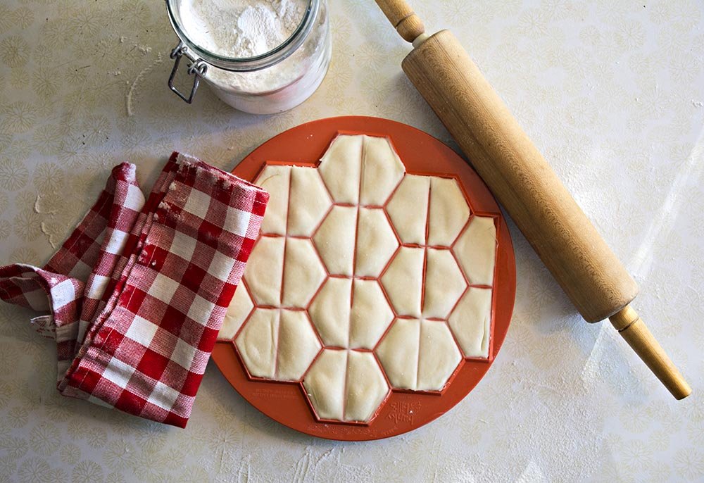 1 X Hunky Bill Little Pierogi Maker - Durable Handheld Dumpling Maker for Homemade Pierogies, Dumplings & Pastries - Perfect for Family Cooking, Parties & Polish Cuisine Lovers