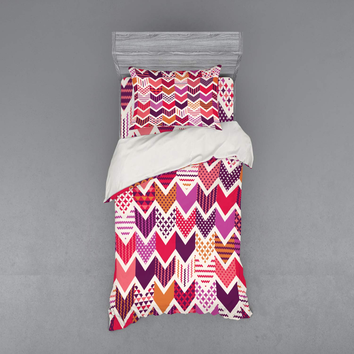 Ambesonne Chevron Bedding Set - Colorful Arrow Geometric Pattern 3-Piece Duvet Cover with Pillow Sham & Fitted Sheet, Twin Size, Multicolor - Perfect for Kids Rooms, Guest Bedrooms & Modern Home Decor