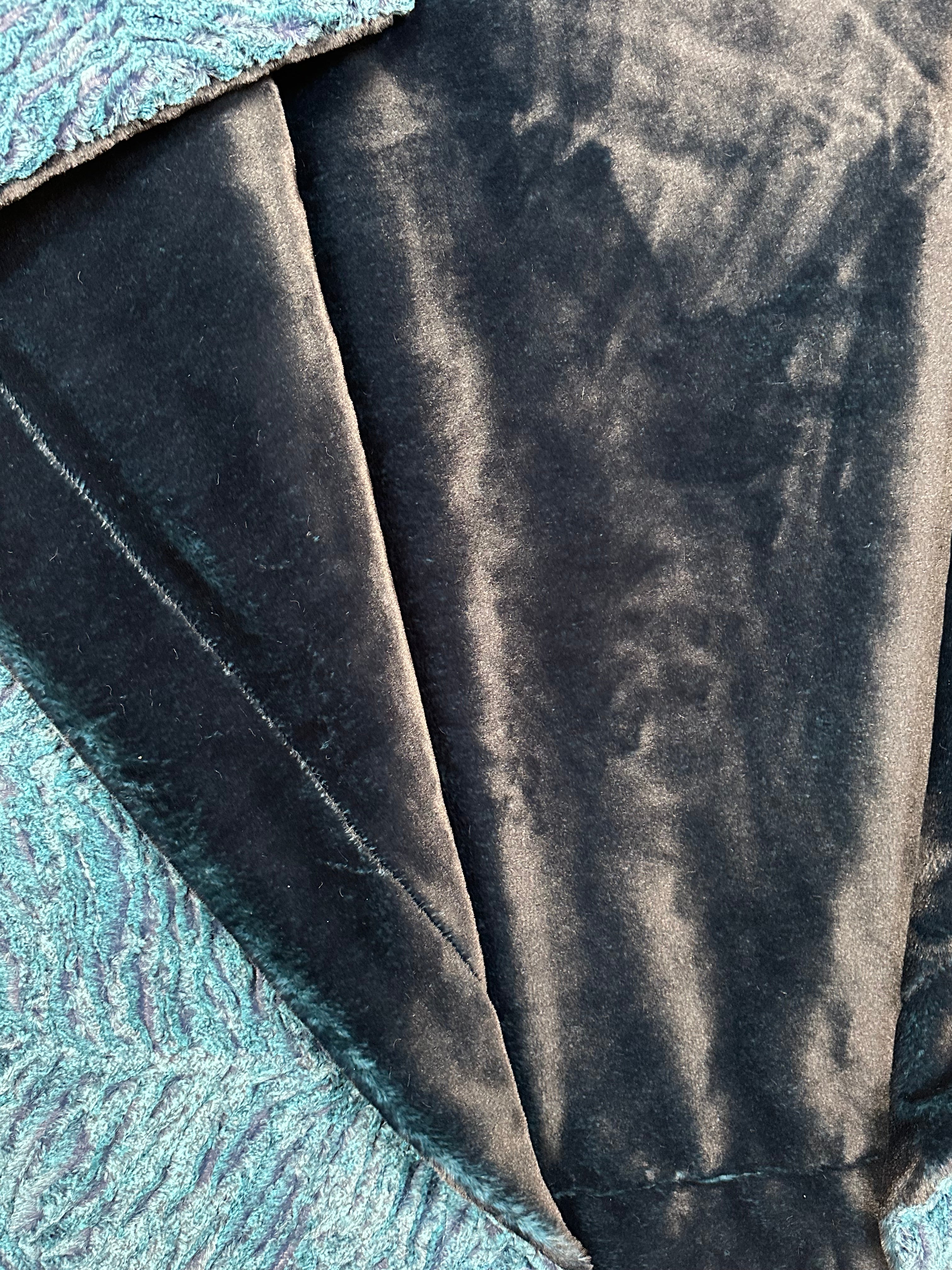 Luxury Aquamarine & Blue Bayou Seal Double X-Wide 60x83 Large Blanket - Soft & Cozy for Beds, Sofas, and Outdoor Picnics