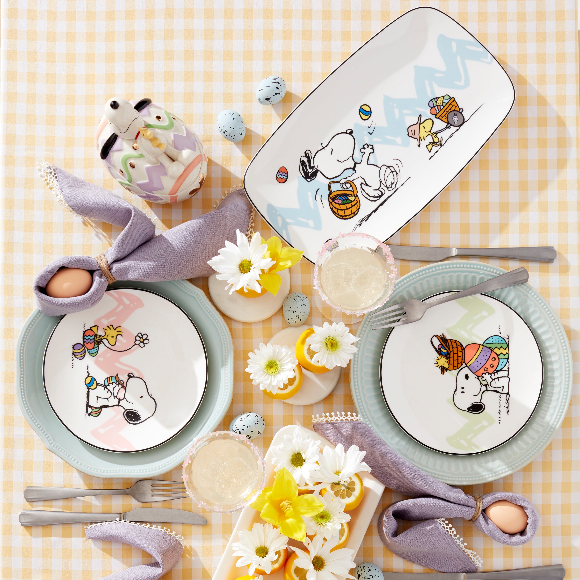 Snoopy Easter Appetizer Tray - Cute Peanut Character Serving Platter for Holiday Parties, Easter Celebrations & Family Gatherings