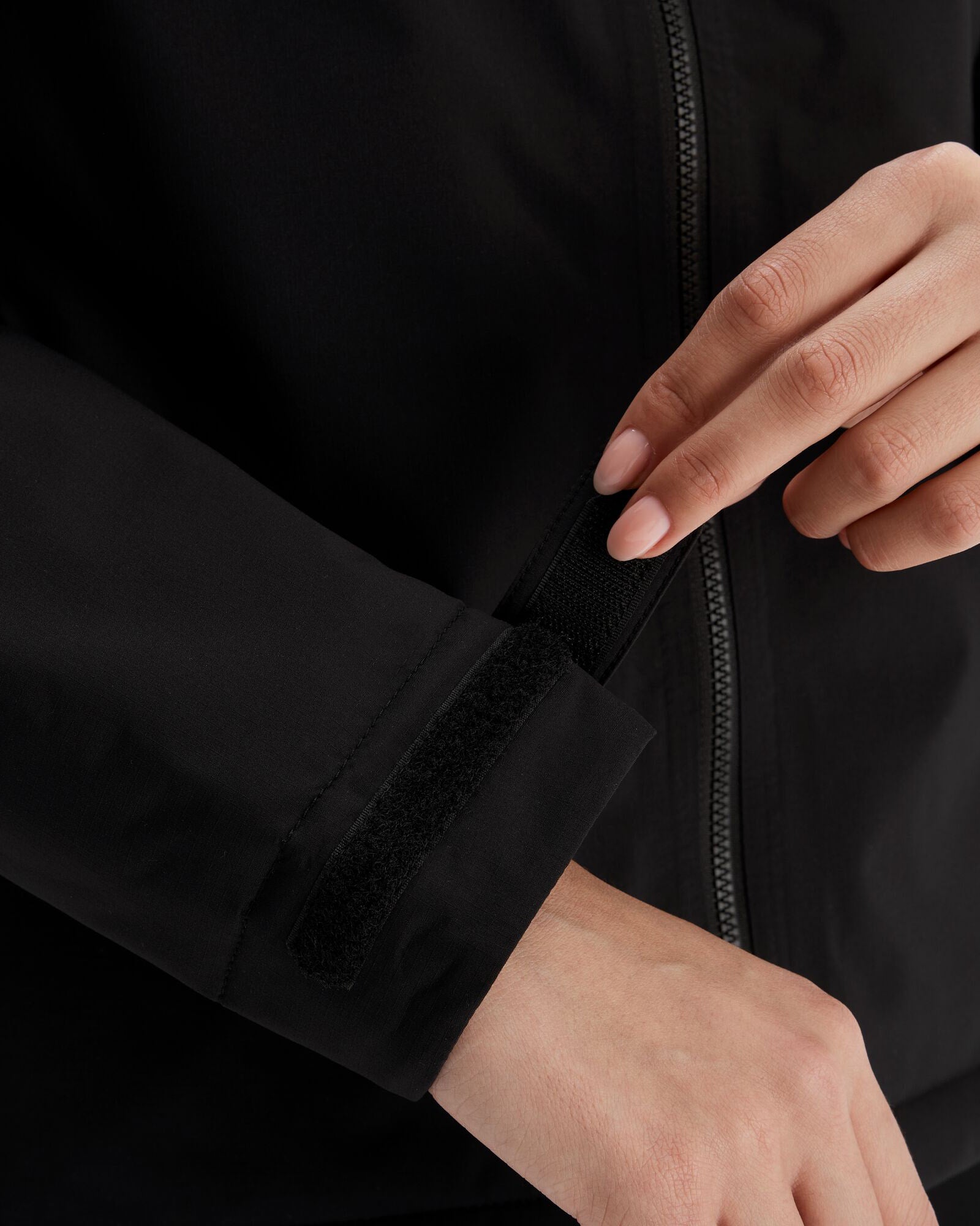 Women's Trailhead 2L Insulated Waterproof Rain Jacket - Black Stingray - Hiking, Camping & Outdoor Adventures