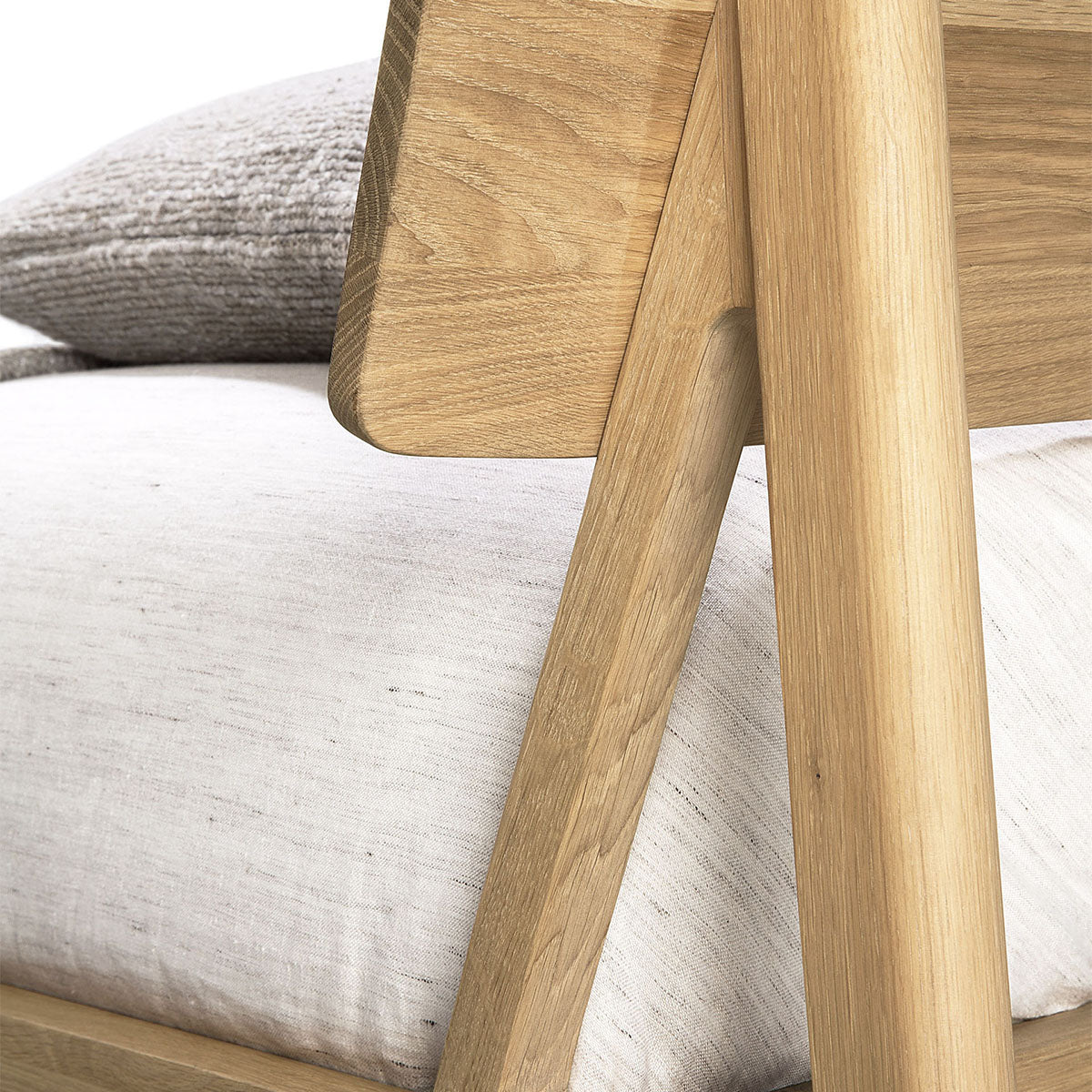 Premium Oak Air Queen Bed Frame - Solid Wood, Sturdy & Elegant Design for Master Bedroom or Guest Room